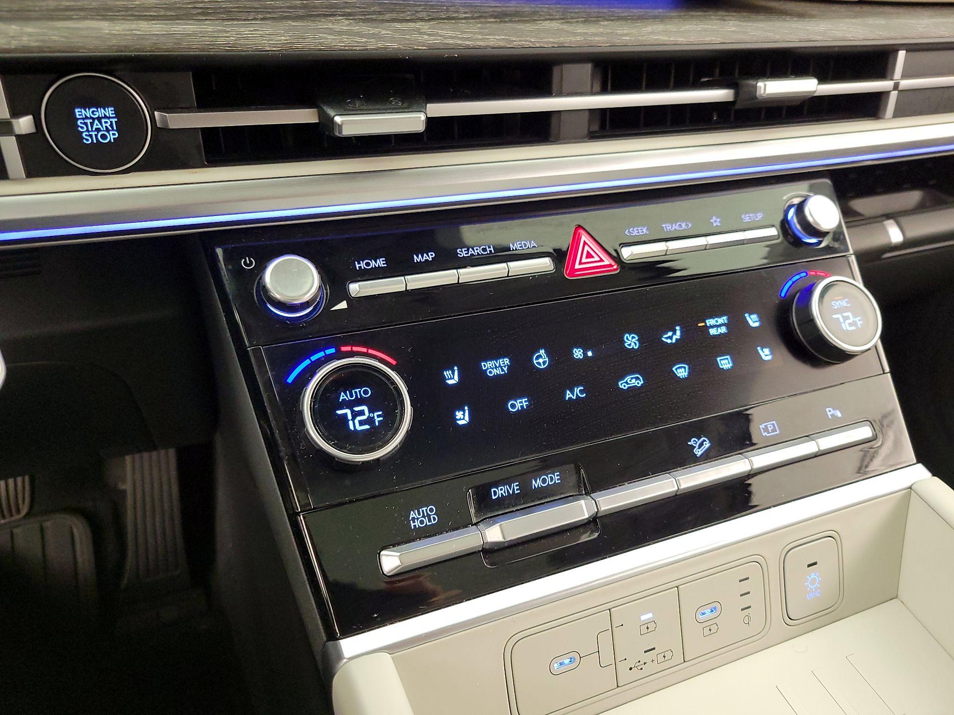 Thumbnail: 2024 Hyundai Santa Fe - 17