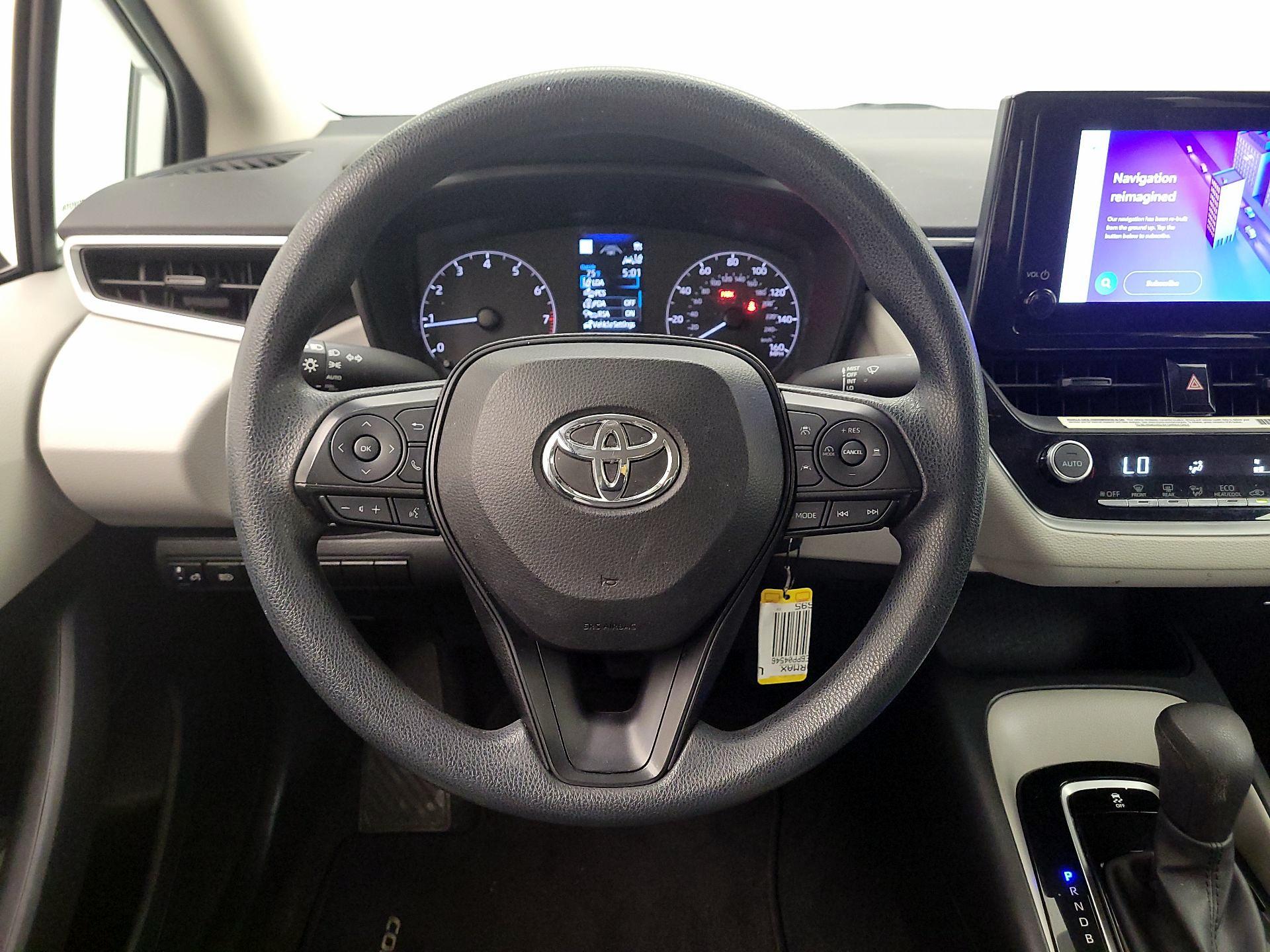 Thumbnail: 2023 Toyota Corolla - 10