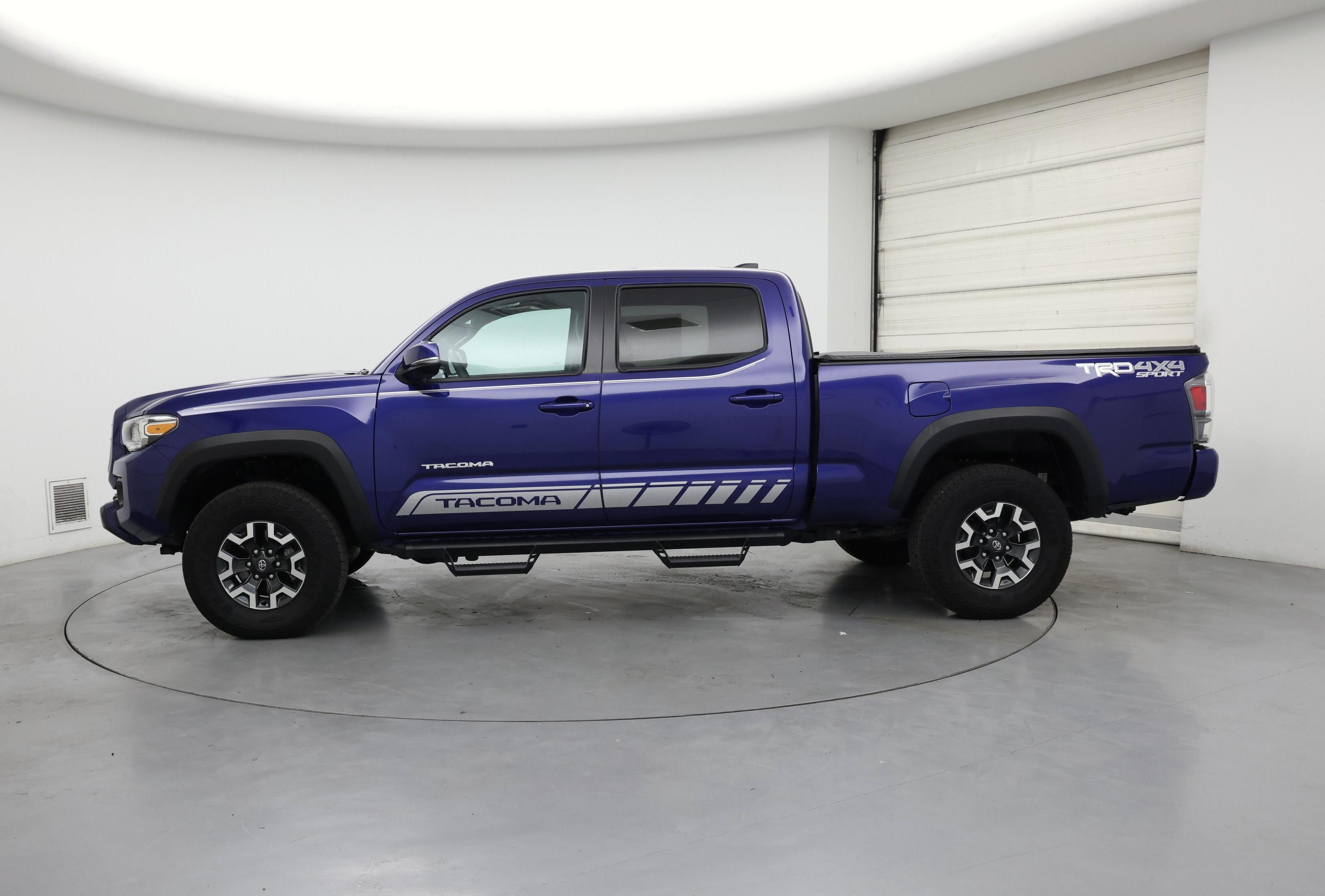 Thumbnail: 2023 Toyota Tacoma - 3
