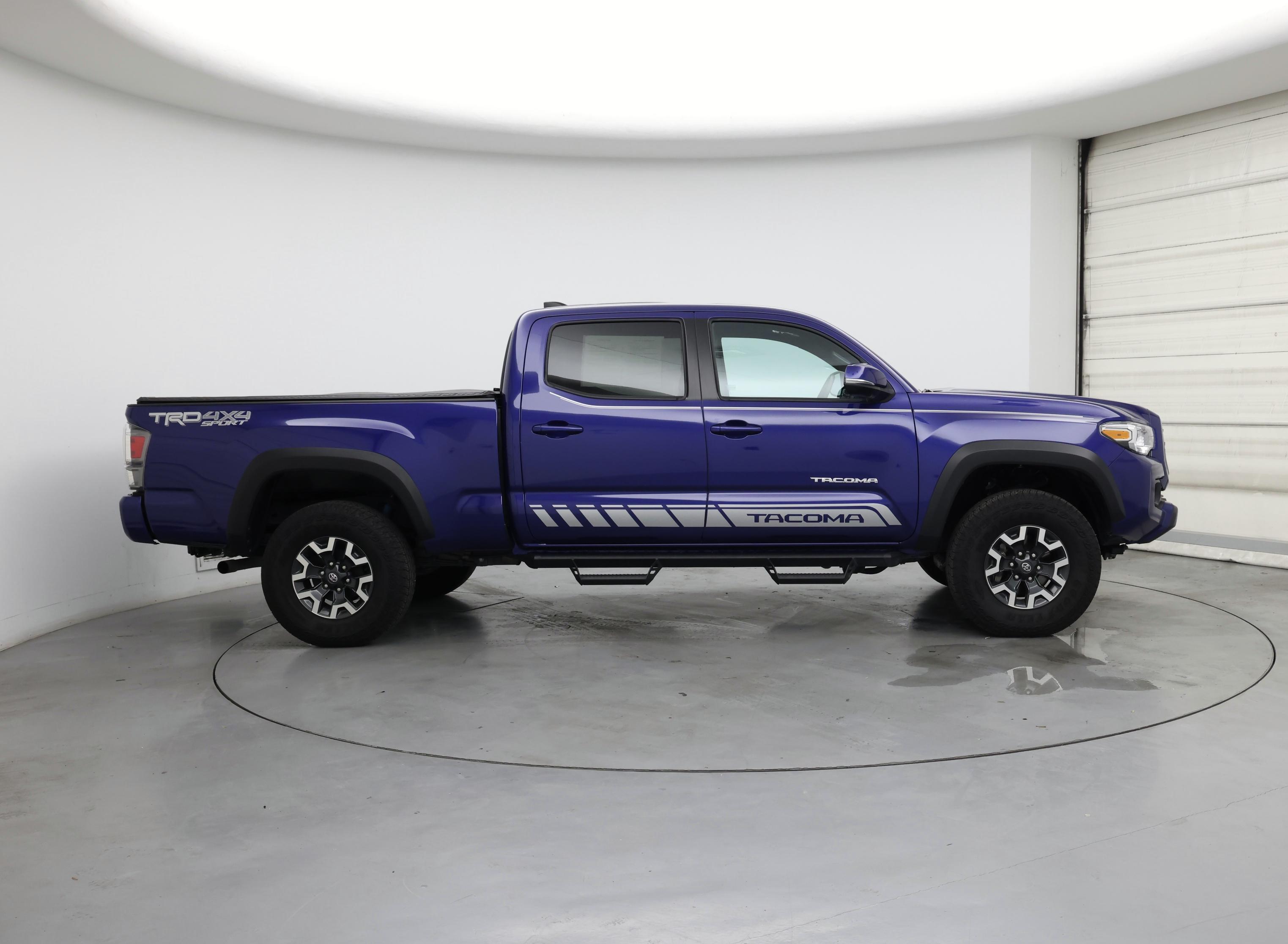 Thumbnail: 2023 Toyota Tacoma - 7