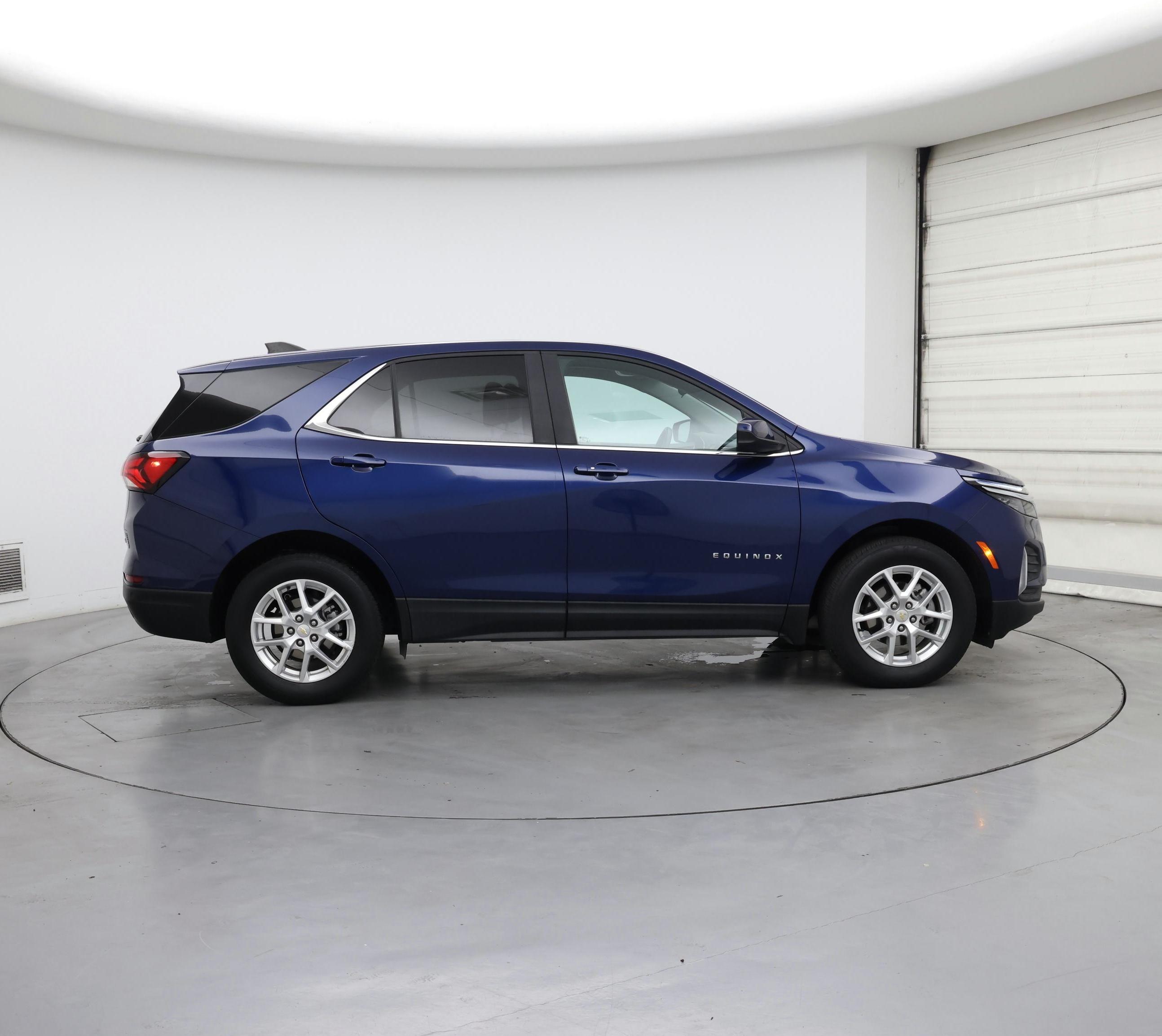 Thumbnail: 2022 Chevrolet Equinox - 7