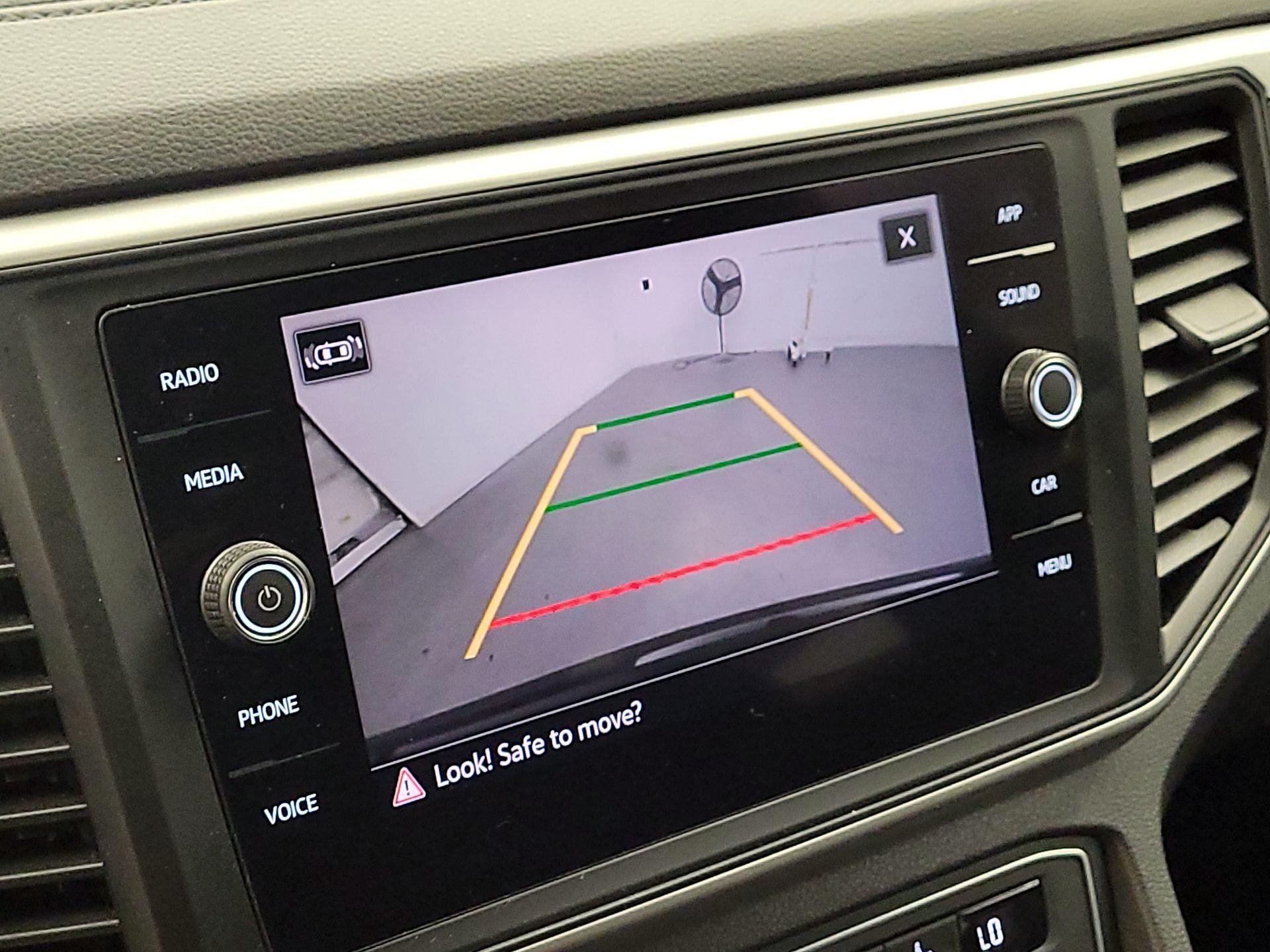 Thumbnail: 2021 Volkswagen Atlas - 14