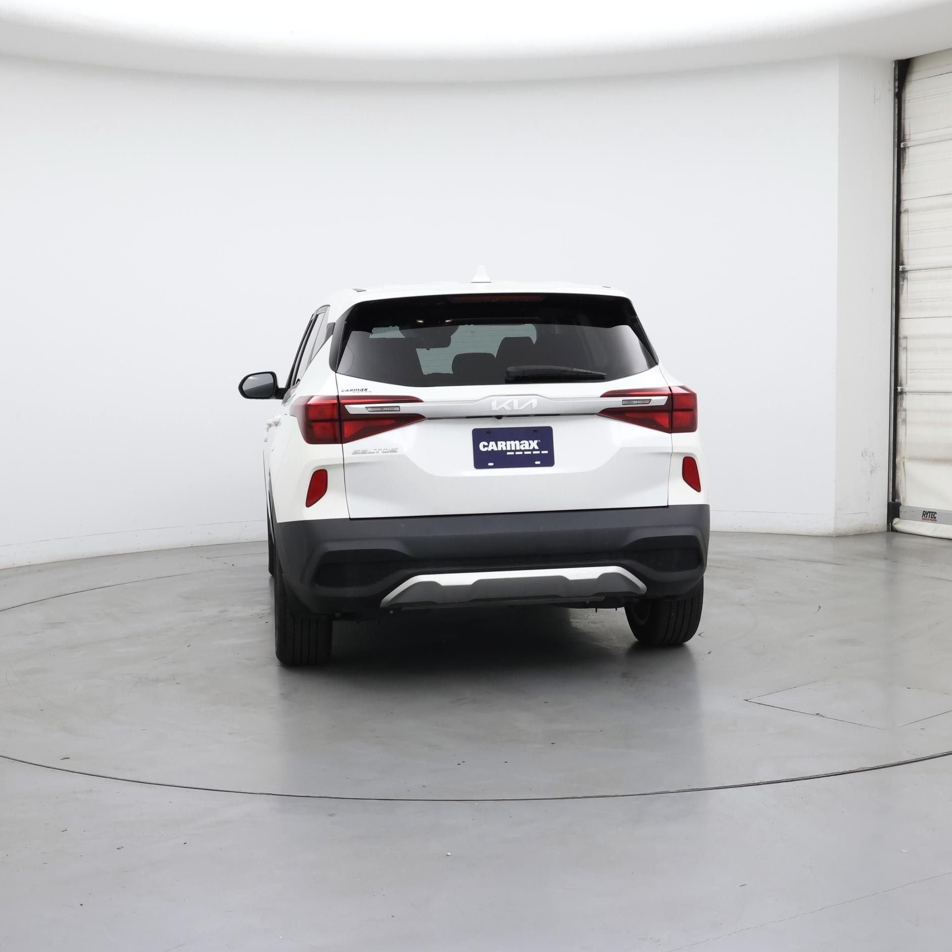 Thumbnail: 2023 Kia Seltos - 6