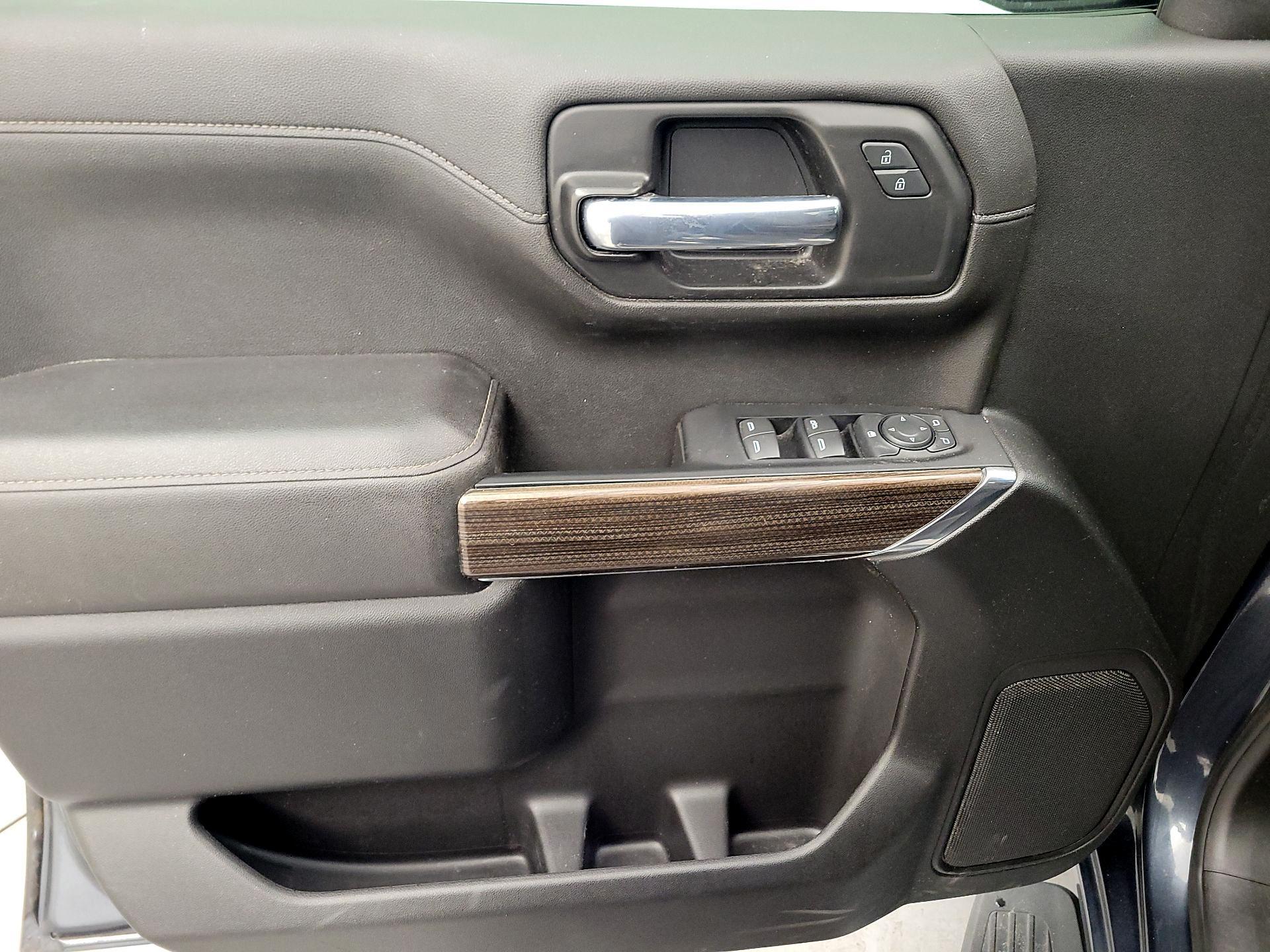 Thumbnail: 2021 Chevrolet Silverado 1500 - 12