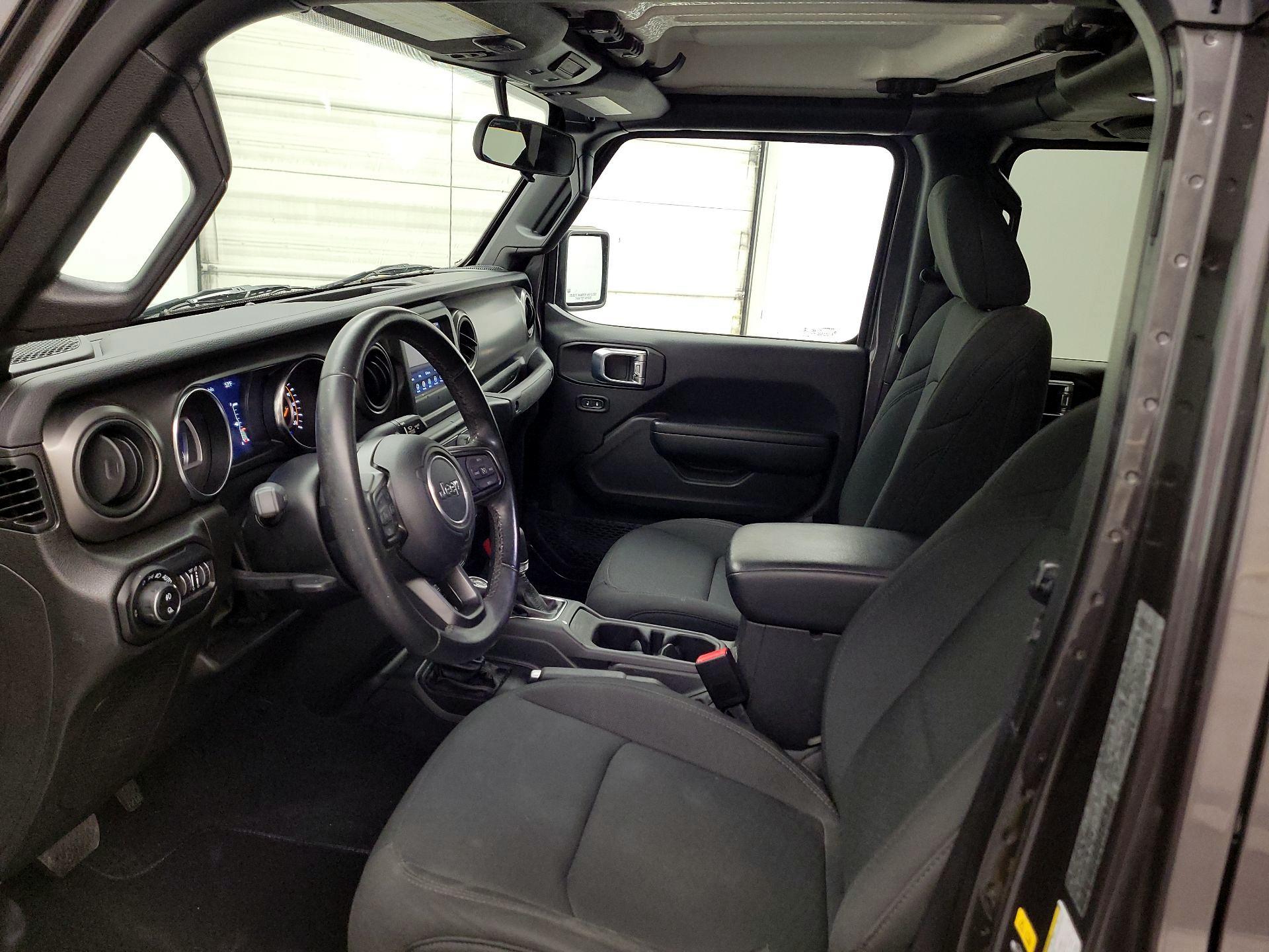 Thumbnail: 2022 Jeep Gladiator - 11