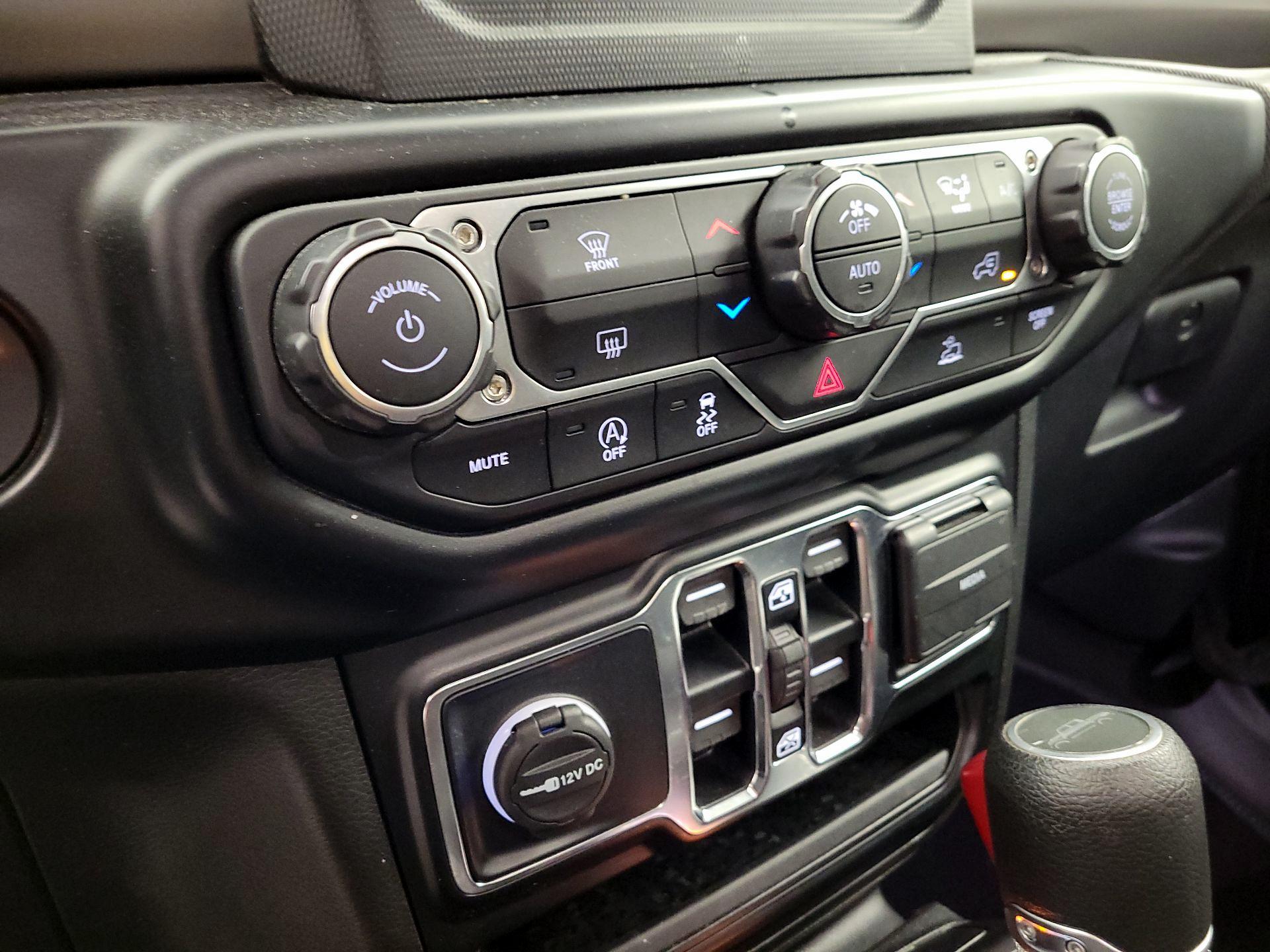 Thumbnail: 2022 Jeep Gladiator - 14