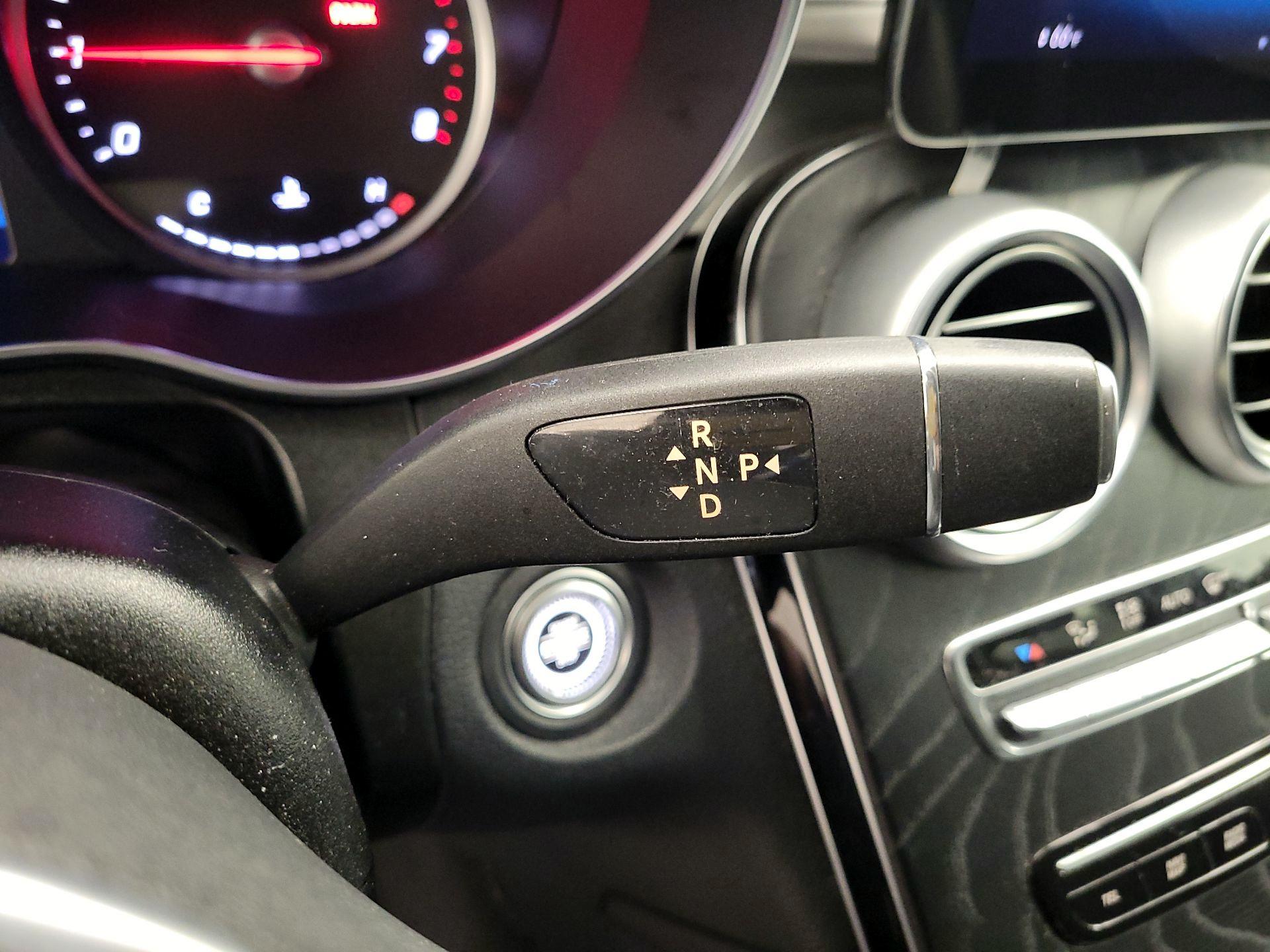 Thumbnail: 2021 Mercedes-Benz GLC - 15