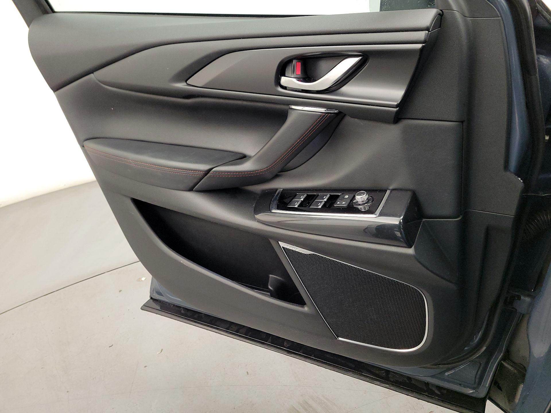 Thumbnail: 2022 Mazda CX-9 - 12