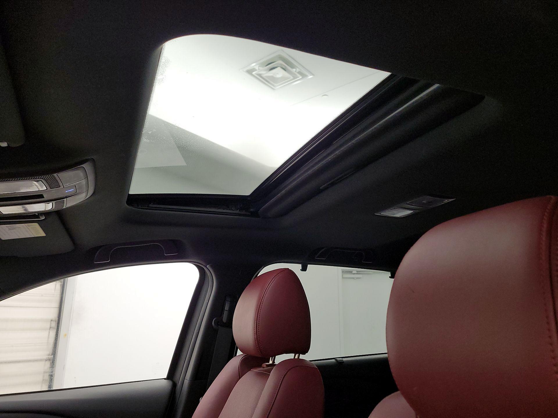 Thumbnail: 2022 Mazda CX-9 - 18