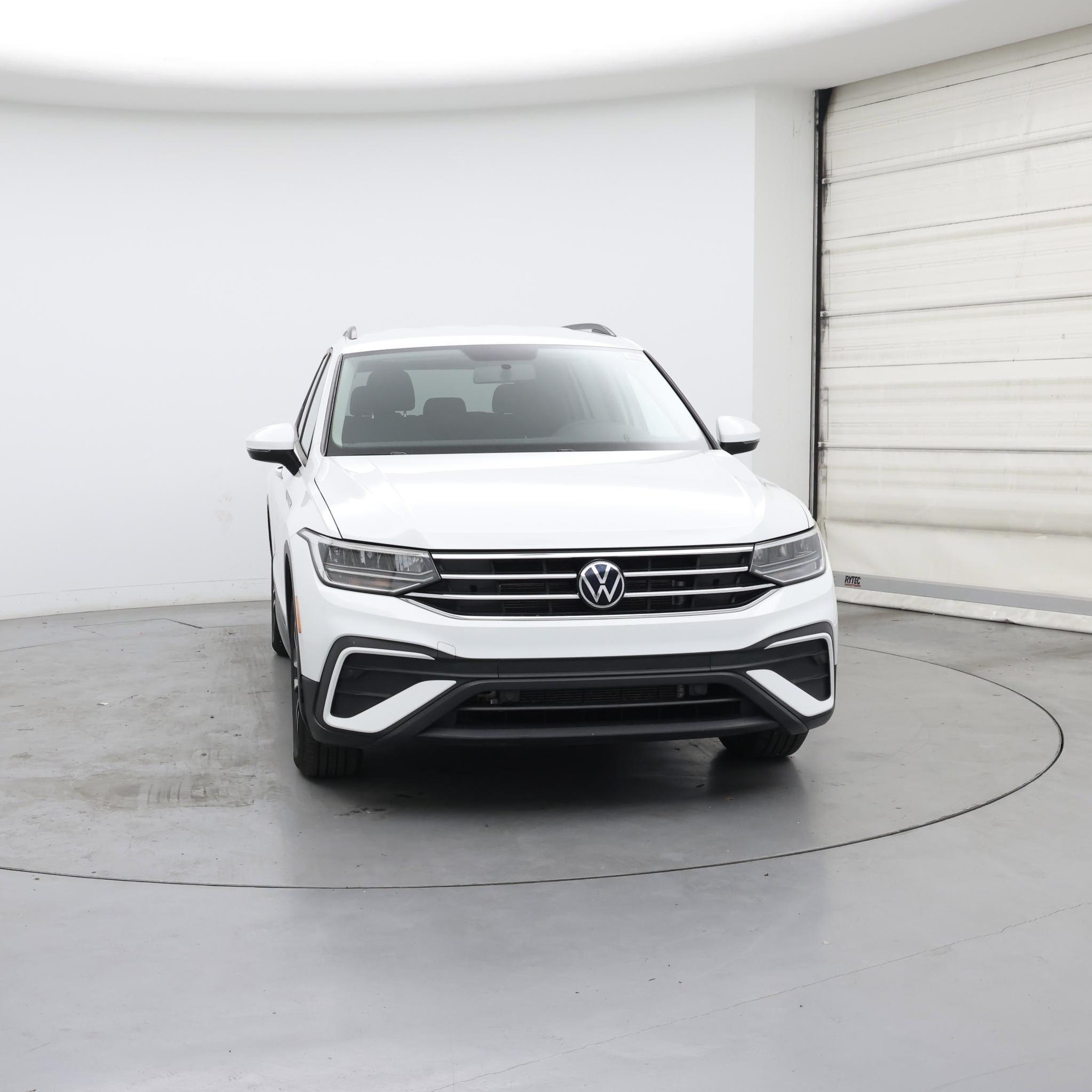 Thumbnail: 2022 Volkswagen Tiguan - 5