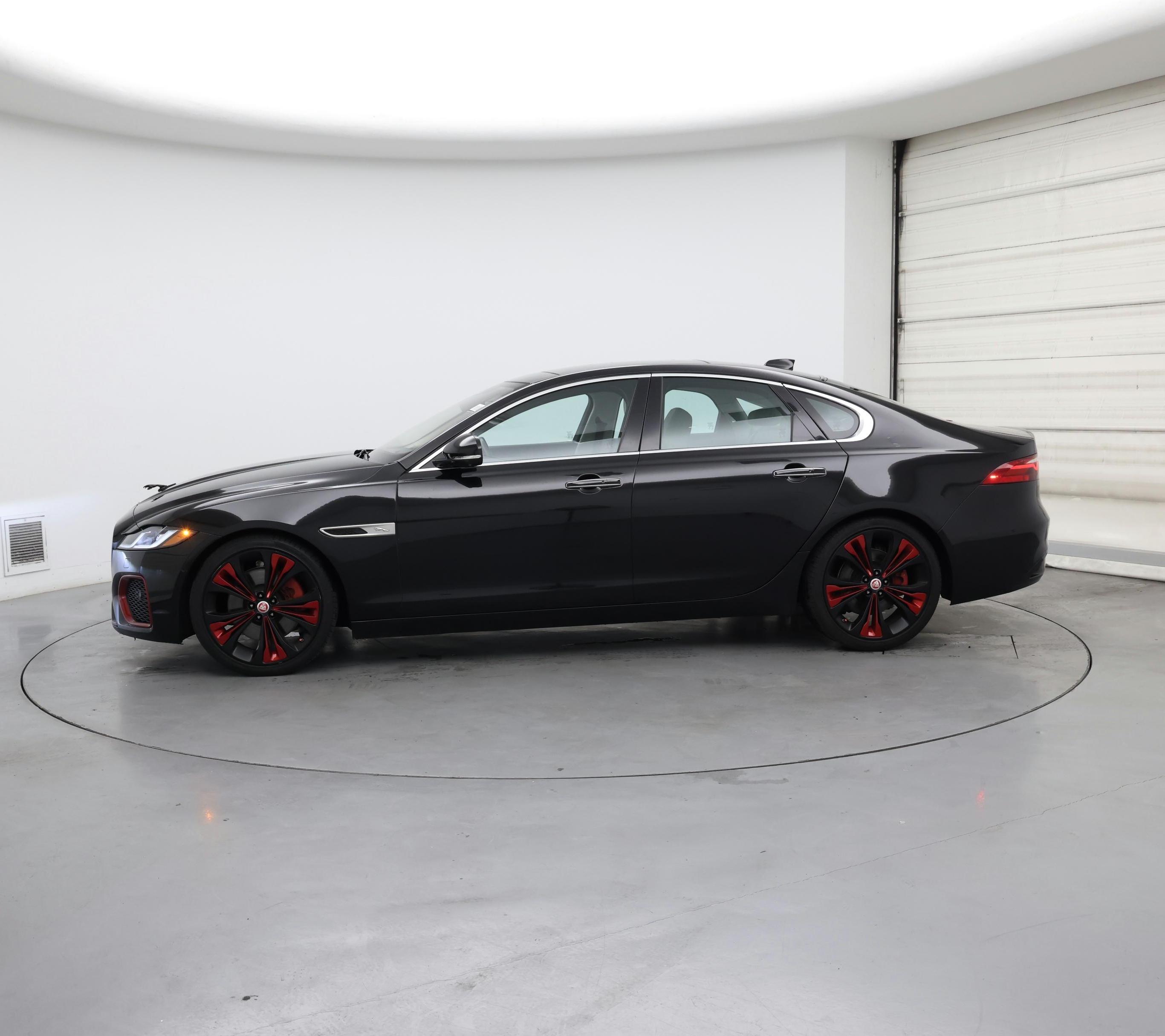 Thumbnail: 2021 Jaguar XF - 3