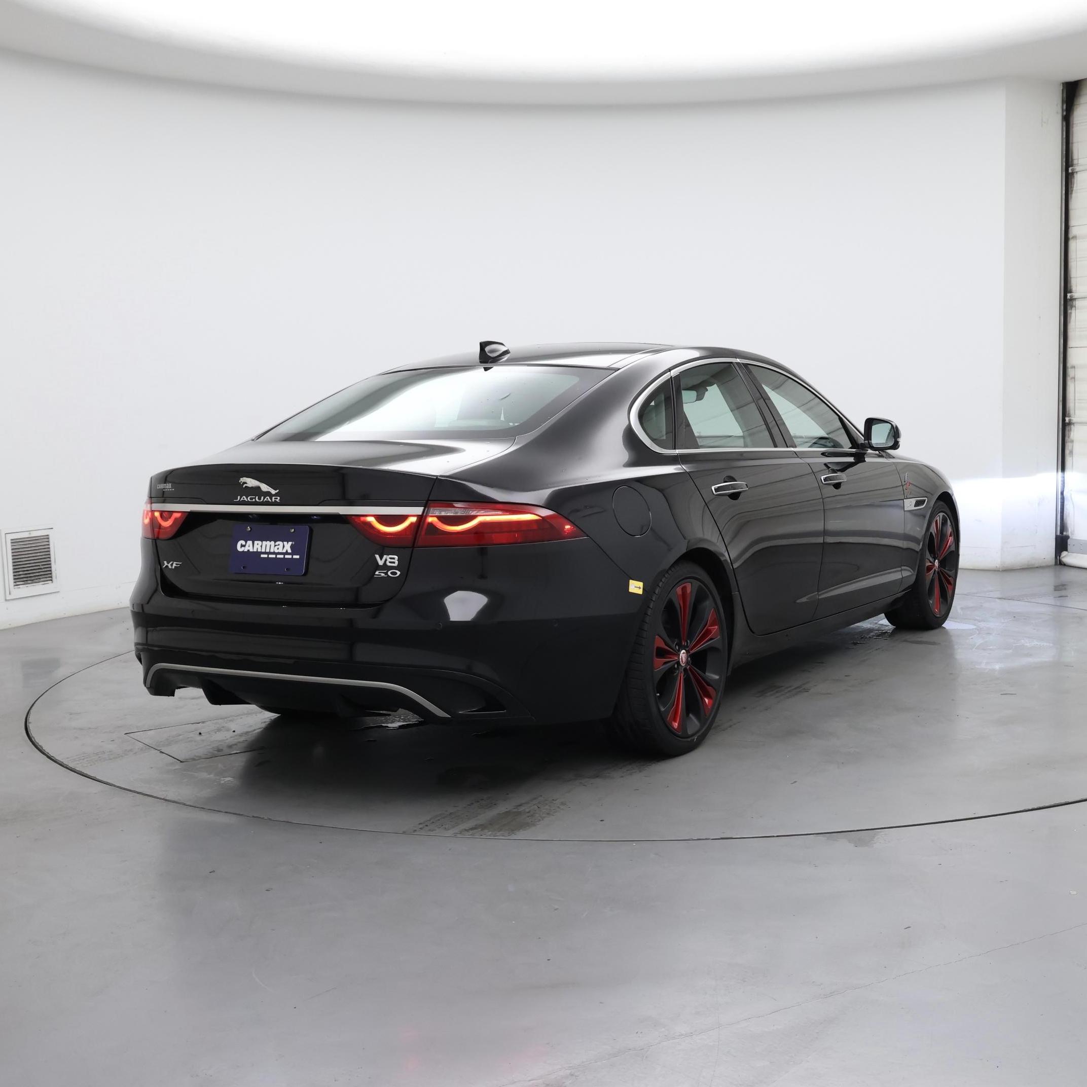 Thumbnail: 2021 Jaguar XF - 8