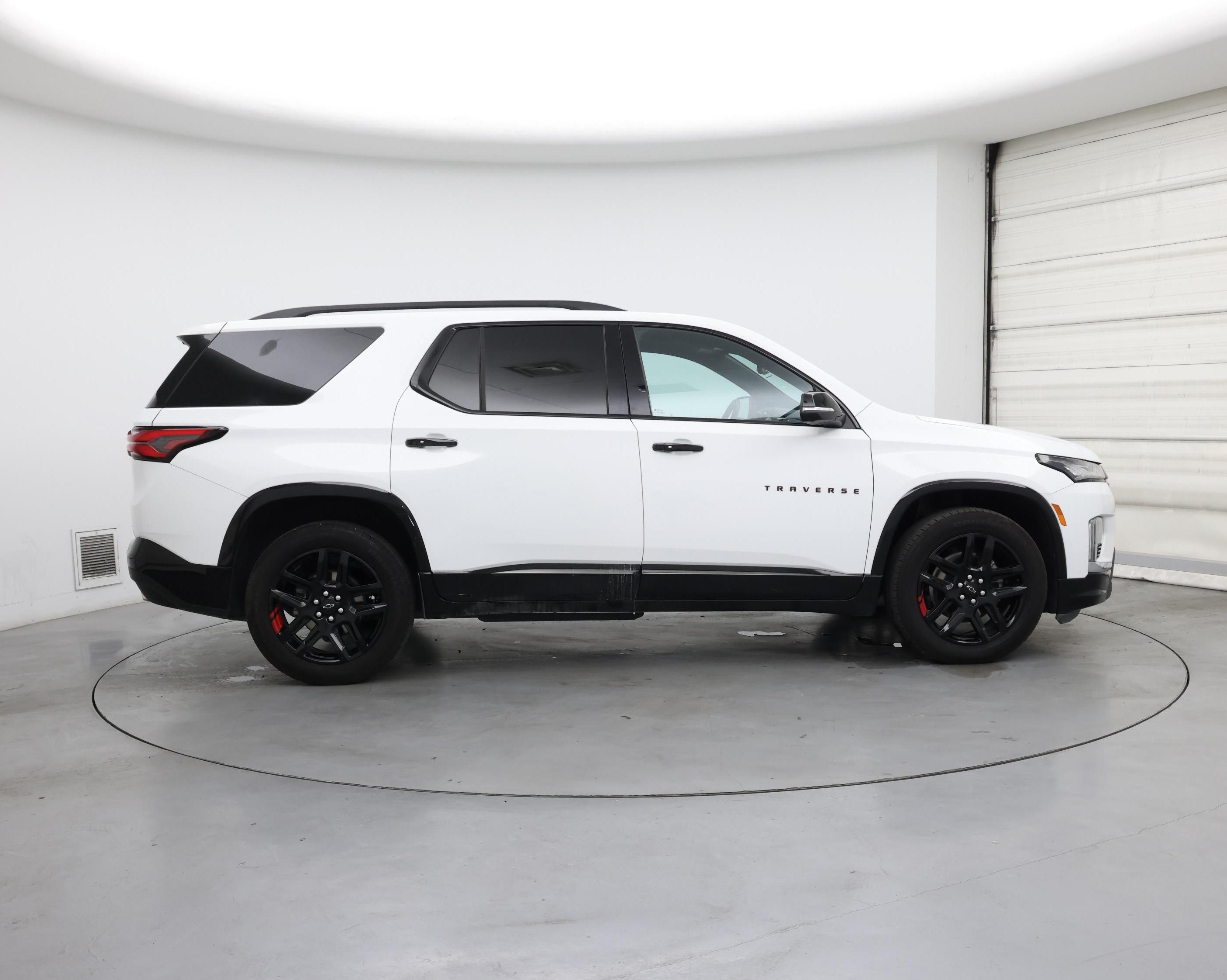 Thumbnail: 2023 Chevrolet Traverse - 7