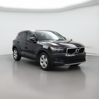 2022 Volvo XC40 T5 Momentum