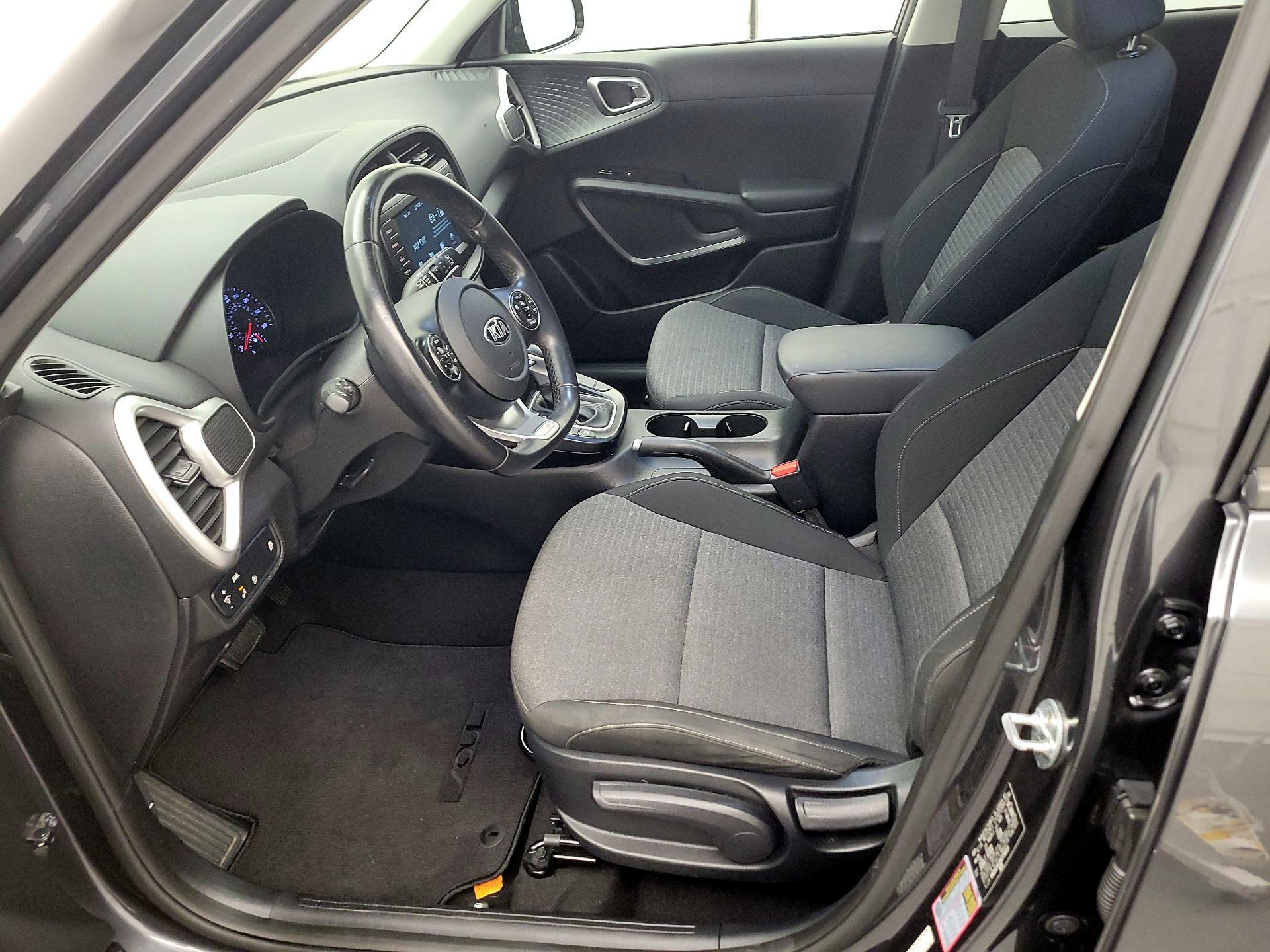 Thumbnail: 2021 Kia Soul - 11
