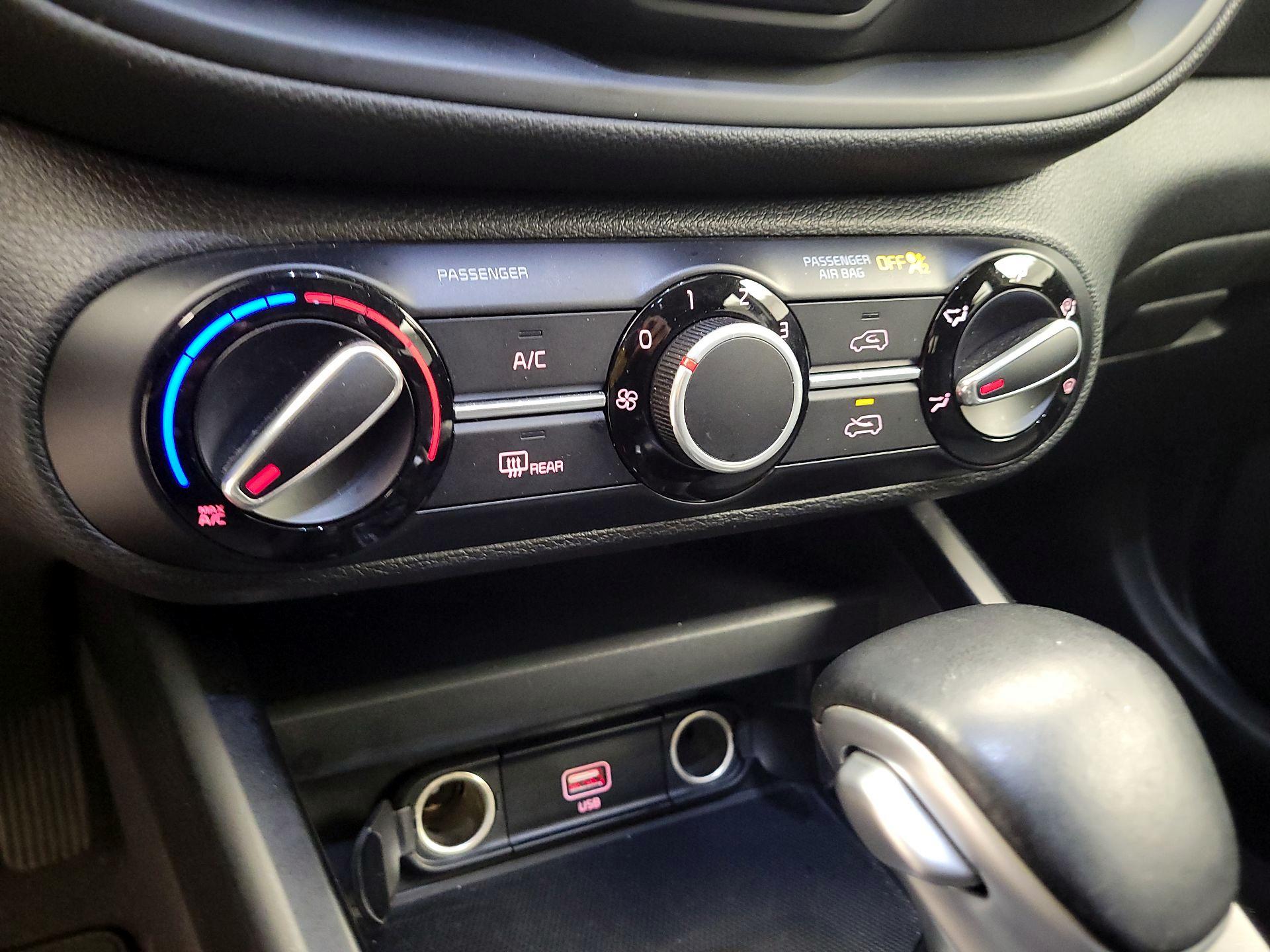 Thumbnail: 2021 Kia Soul - 14
