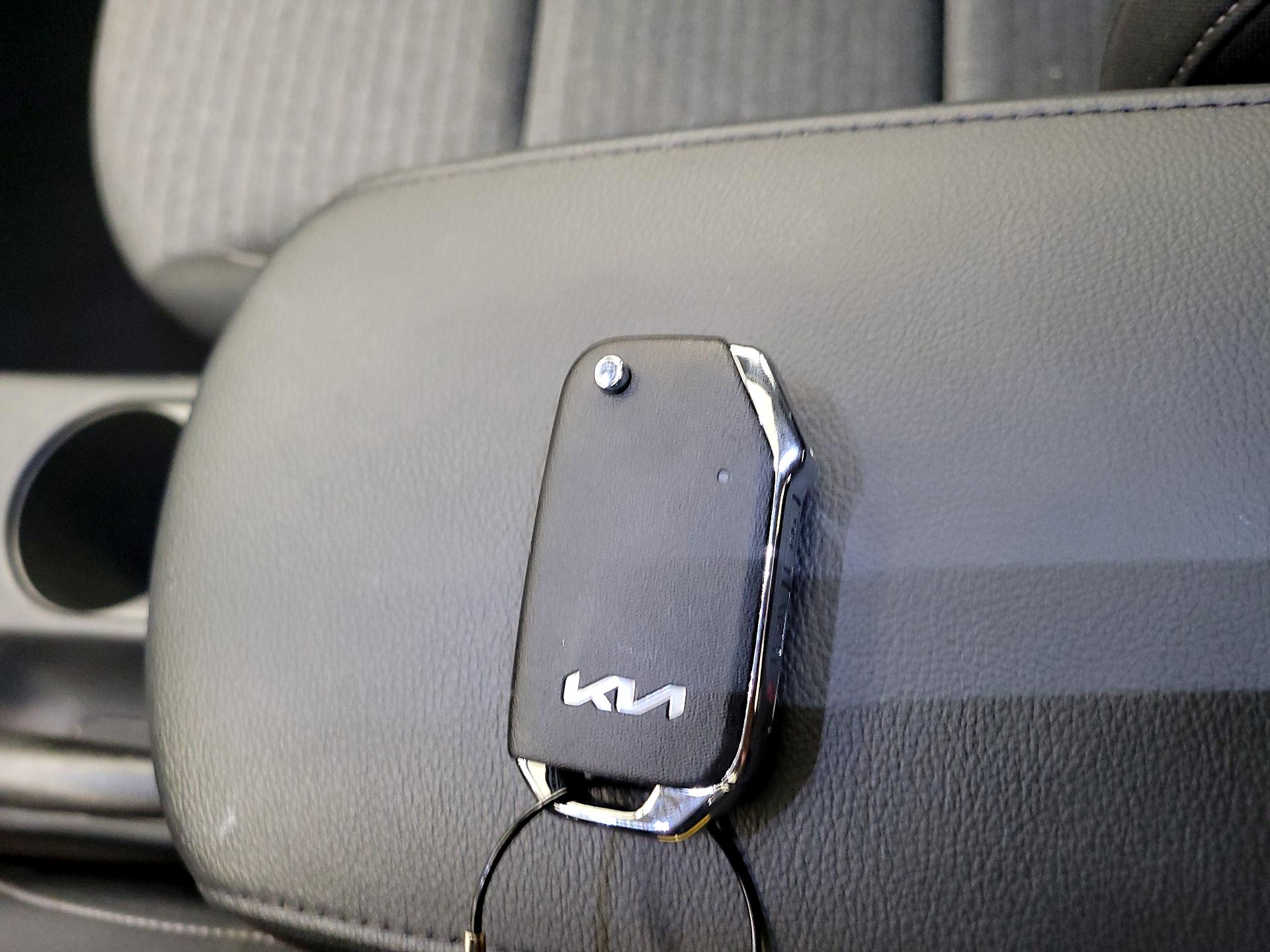 Thumbnail: 2021 Kia Soul - 18