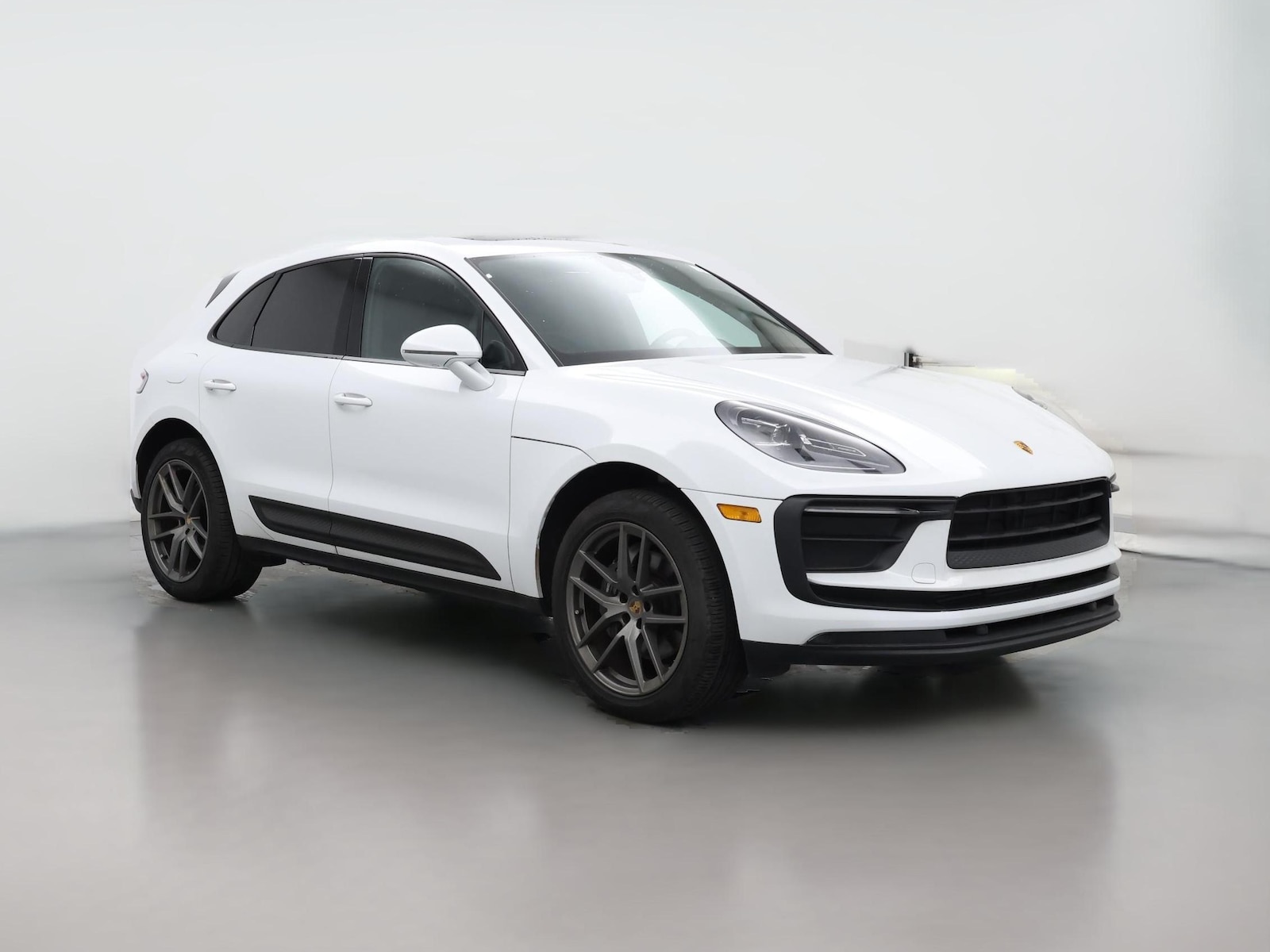 2022 Porsche Macan Base