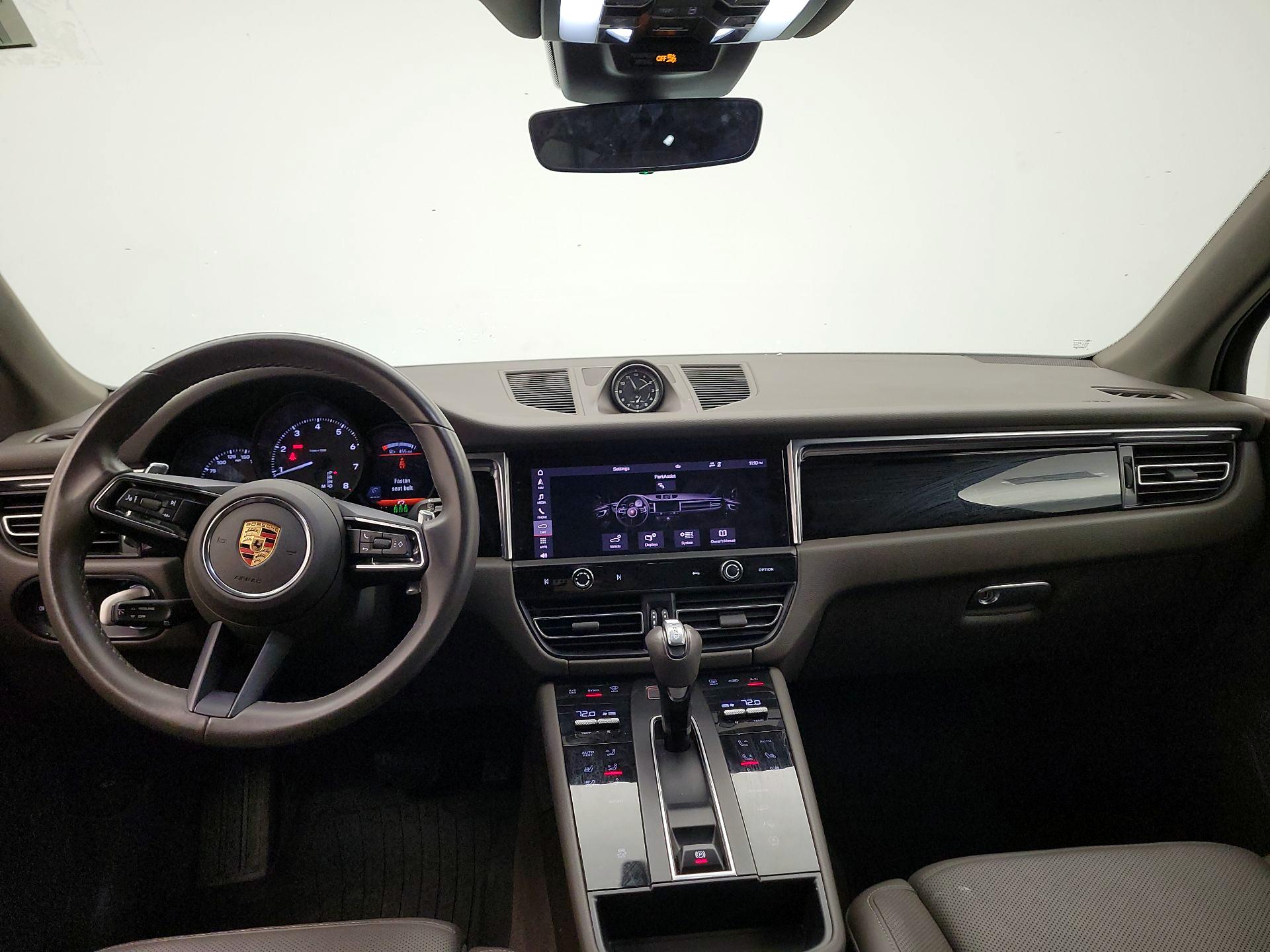 Thumbnail: 2022 Porsche Macan - 9