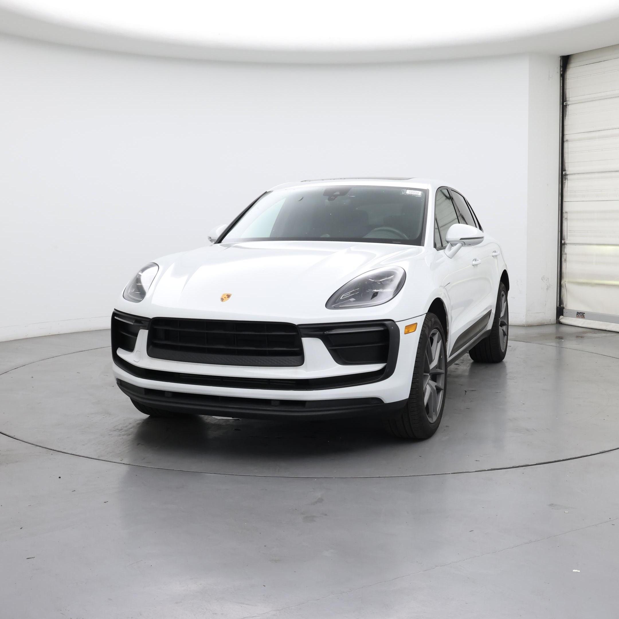 Thumbnail: 2022 Porsche Macan - 4