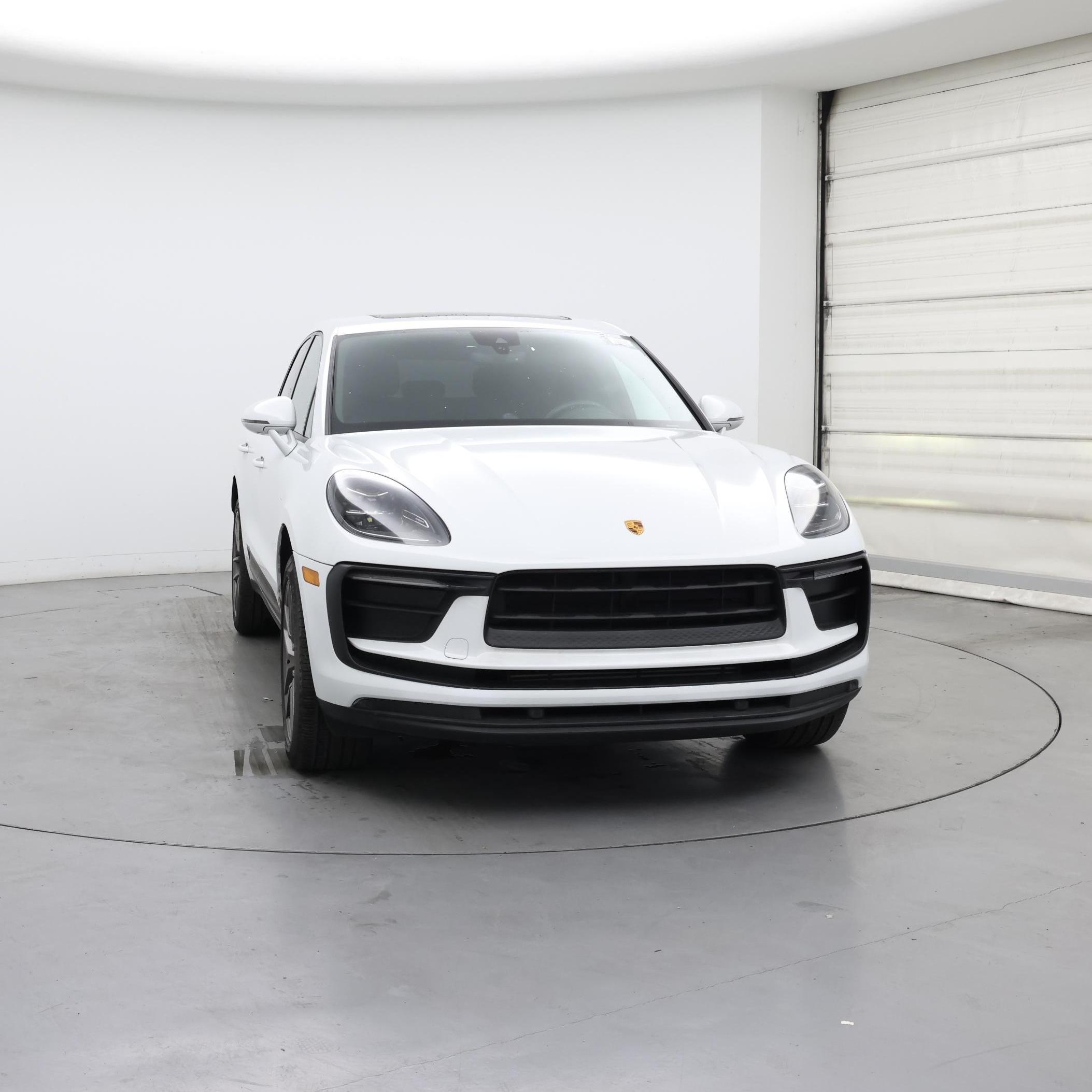 Thumbnail: 2022 Porsche Macan - 5