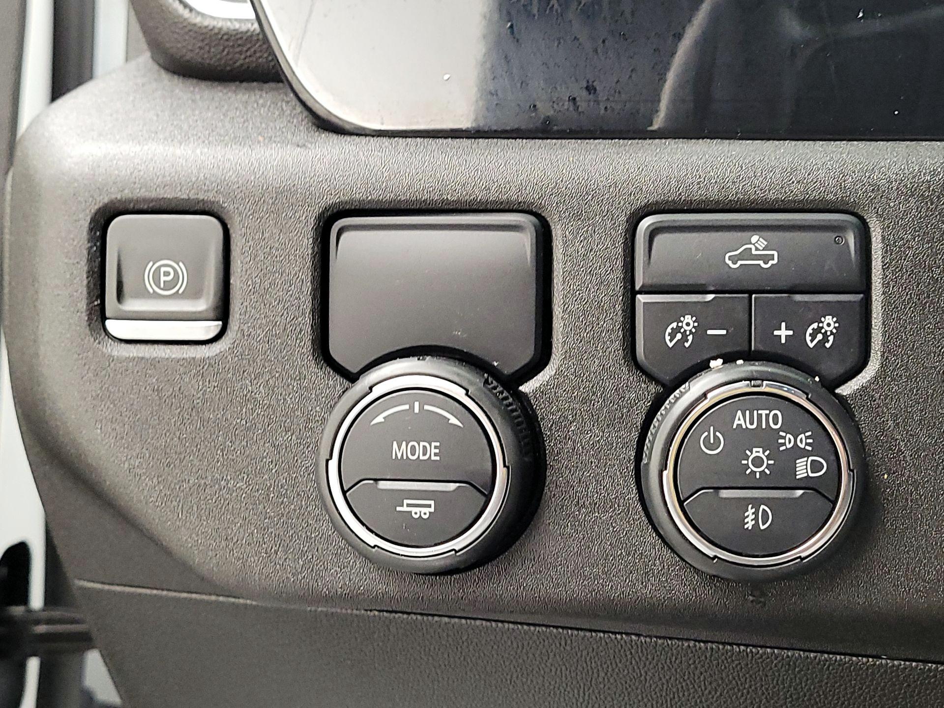 Thumbnail: 2023 Chevrolet Silverado 1500 - 13