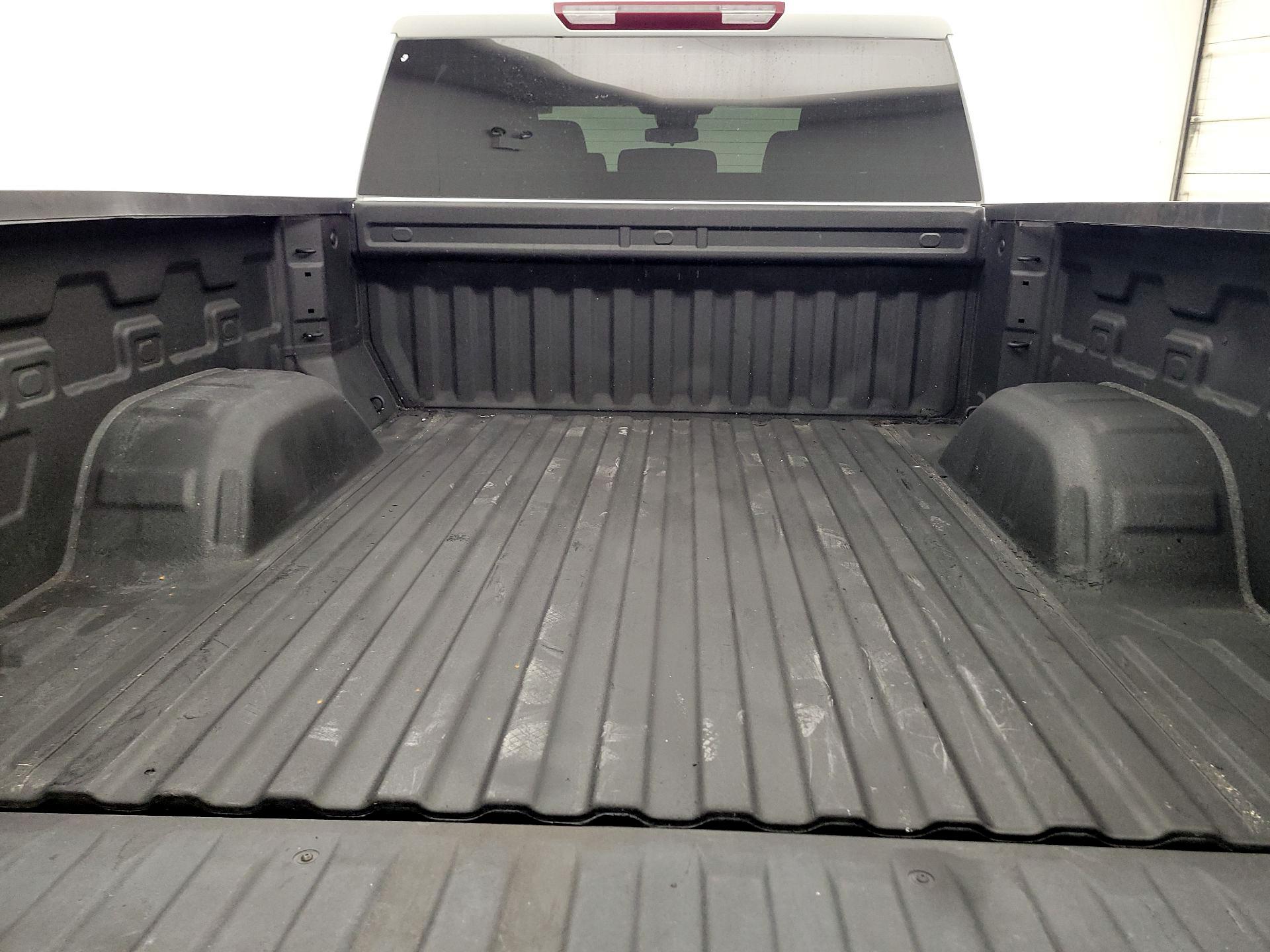 Thumbnail: 2023 Chevrolet Silverado 1500 - 20