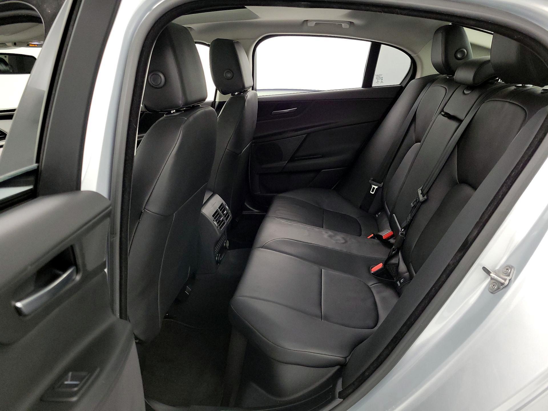 Thumbnail: 2018 Jaguar XE - 19