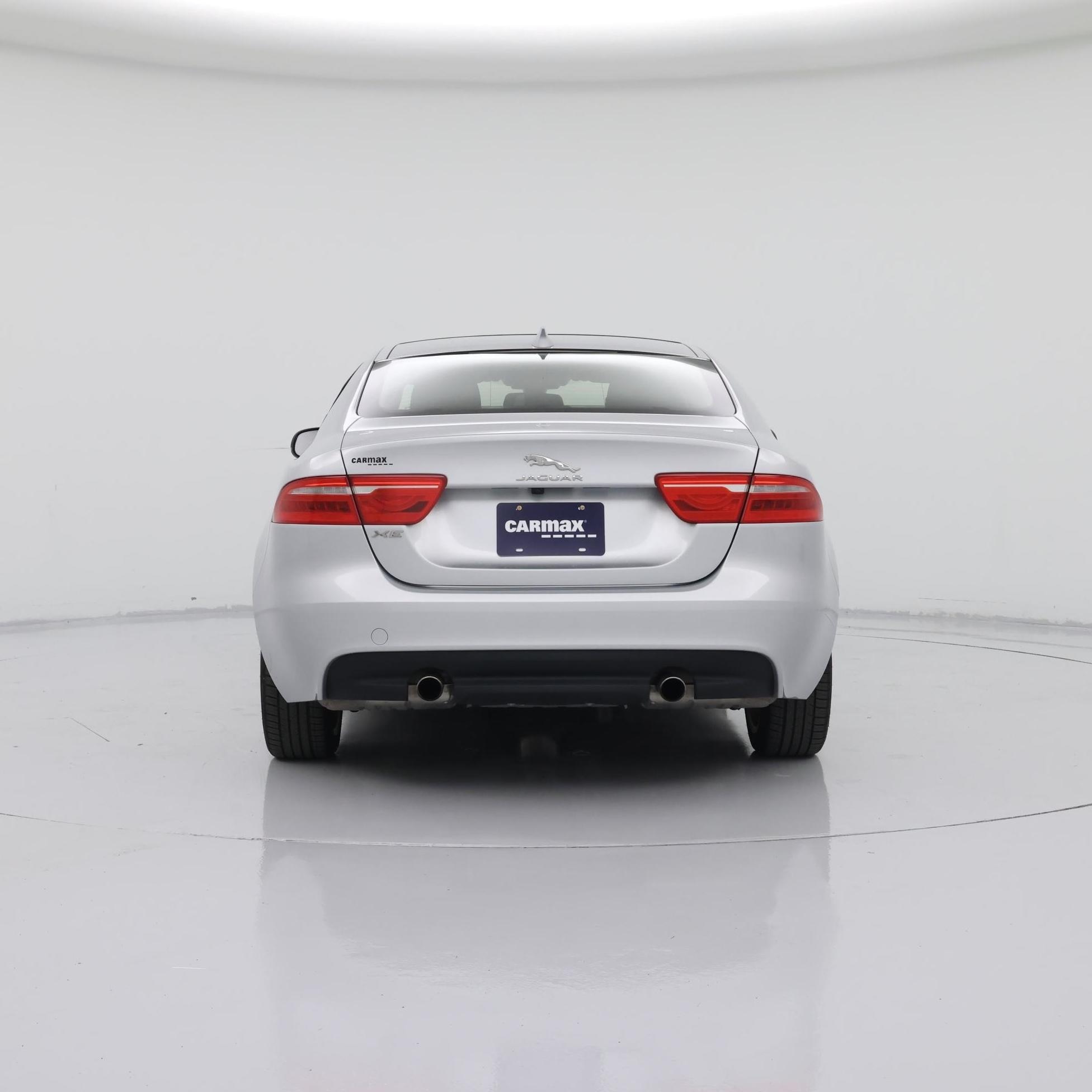 Thumbnail: 2018 Jaguar XE - 6