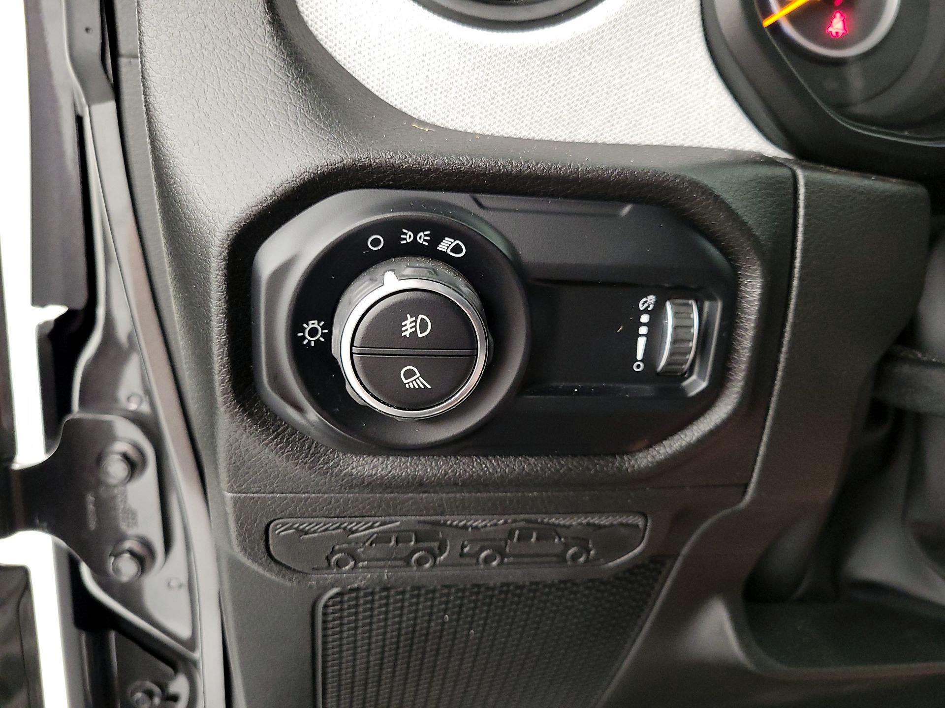 Thumbnail: 2024 Jeep Gladiator - 13