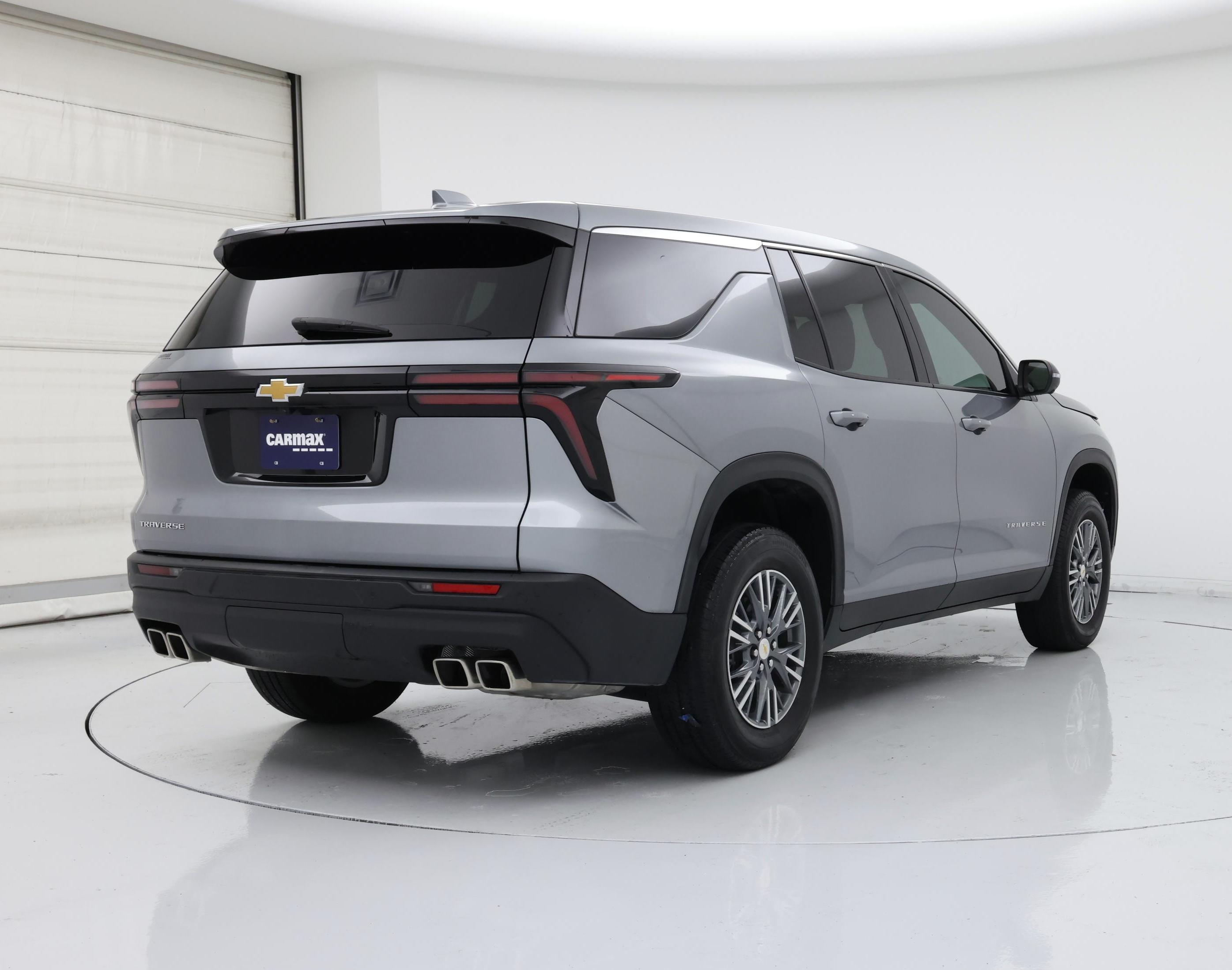 Thumbnail: 2024 Chevrolet Traverse - 8