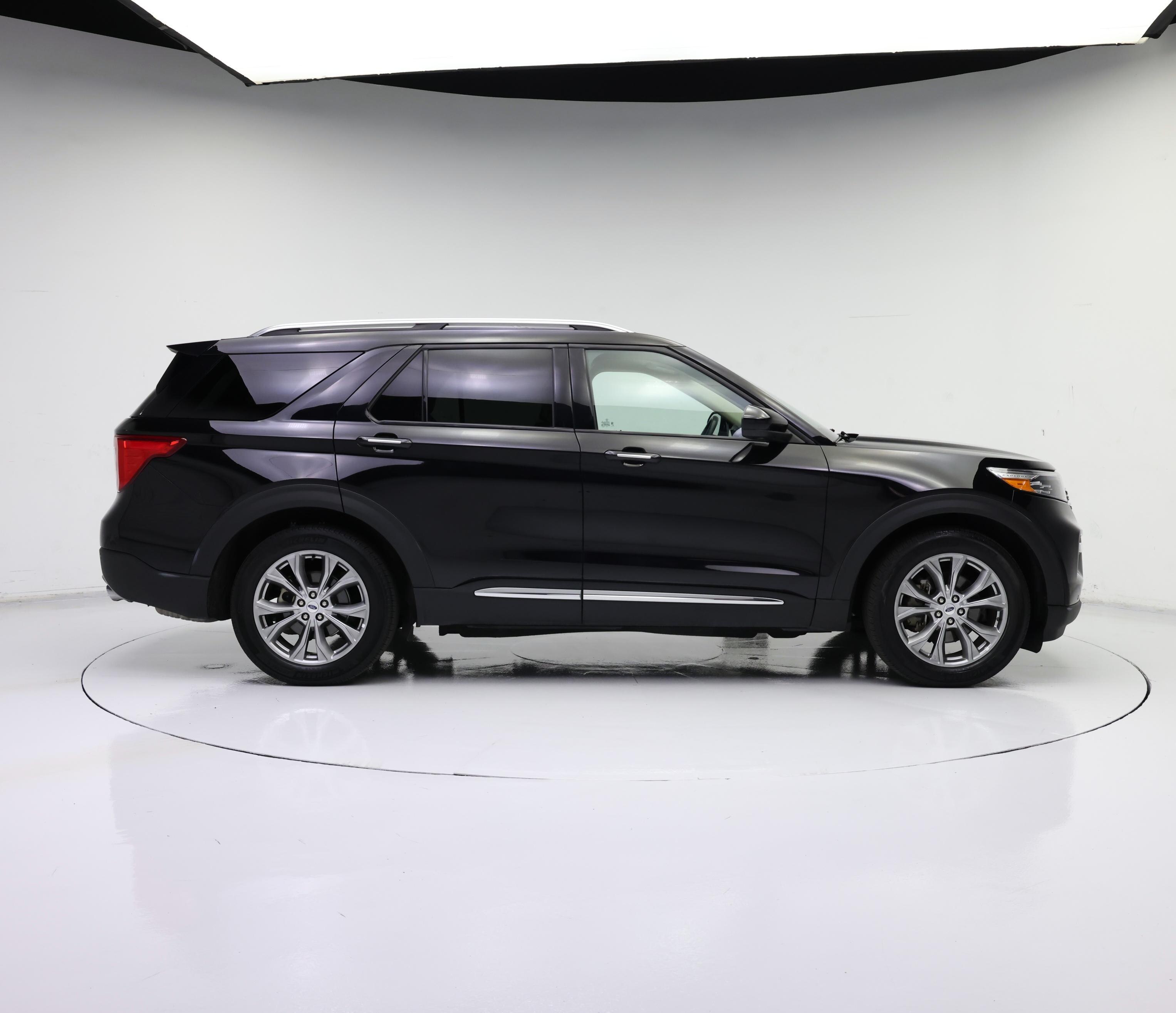 Thumbnail: 2023 Ford Explorer - 7