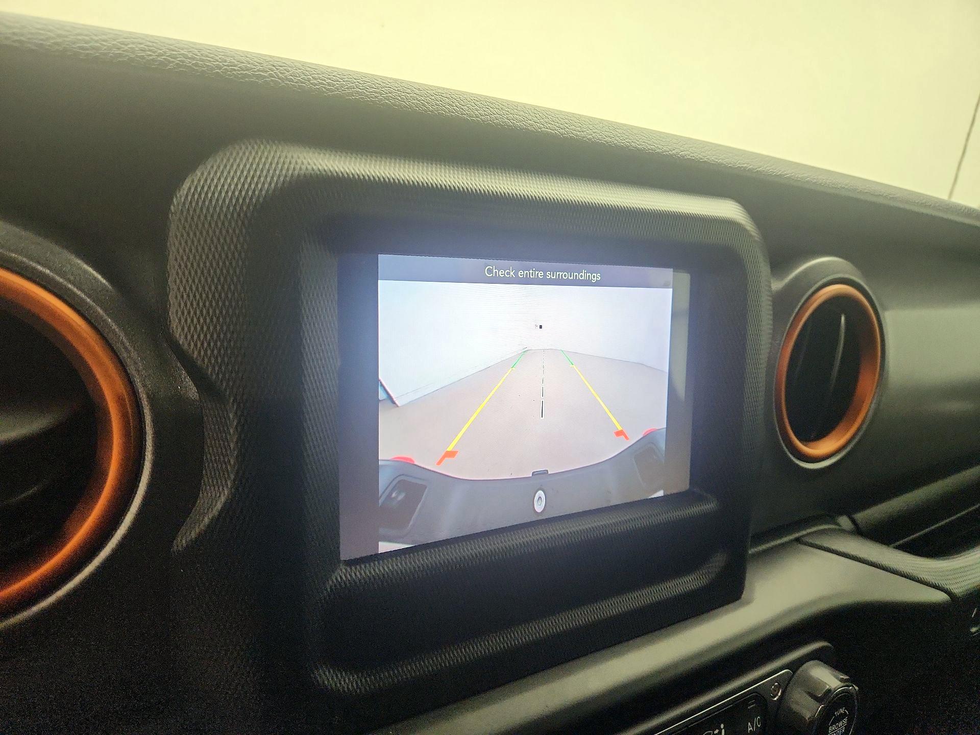 Thumbnail: 2021 Jeep Gladiator - 14