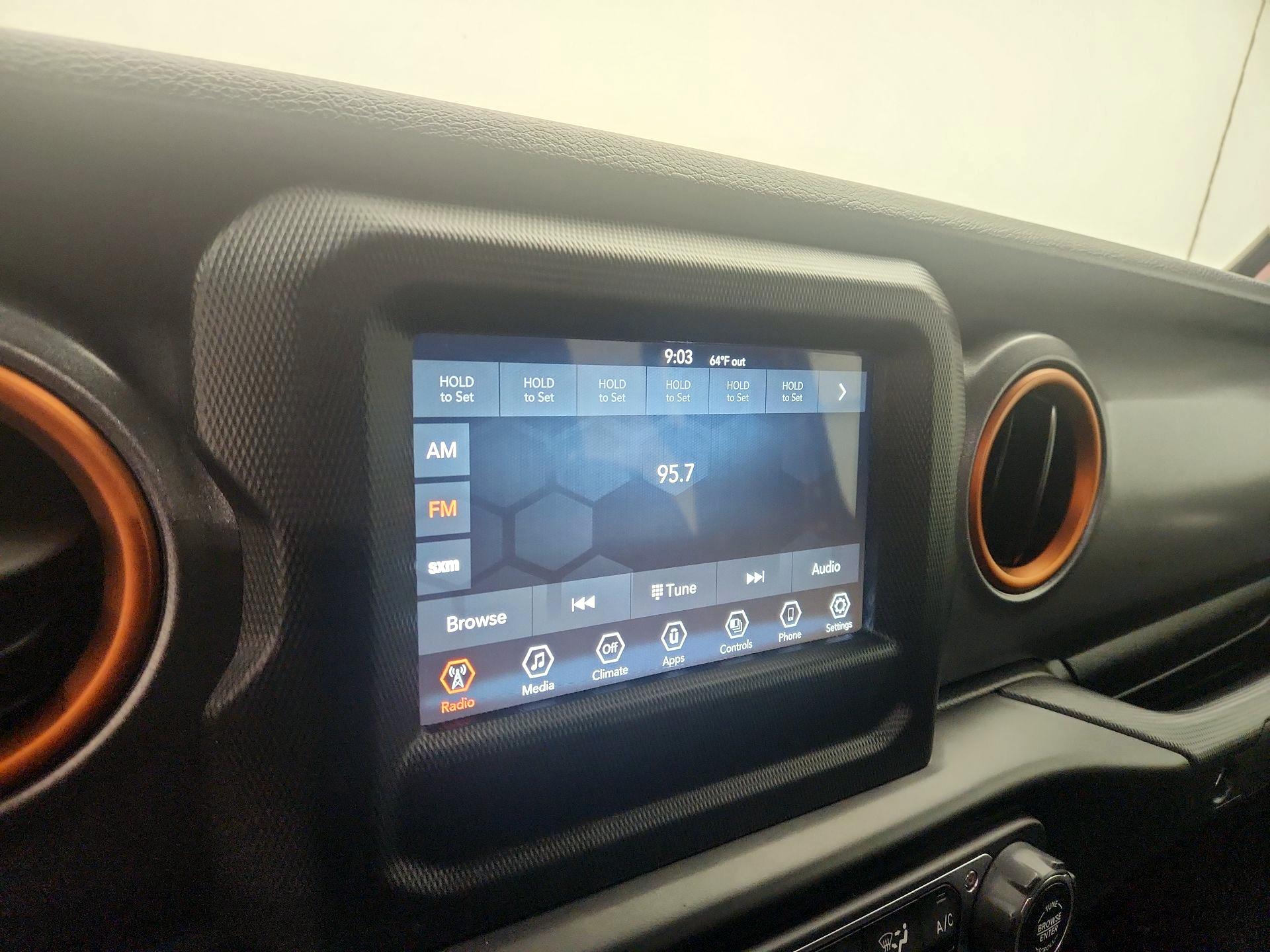 Thumbnail: 2021 Jeep Gladiator - 15