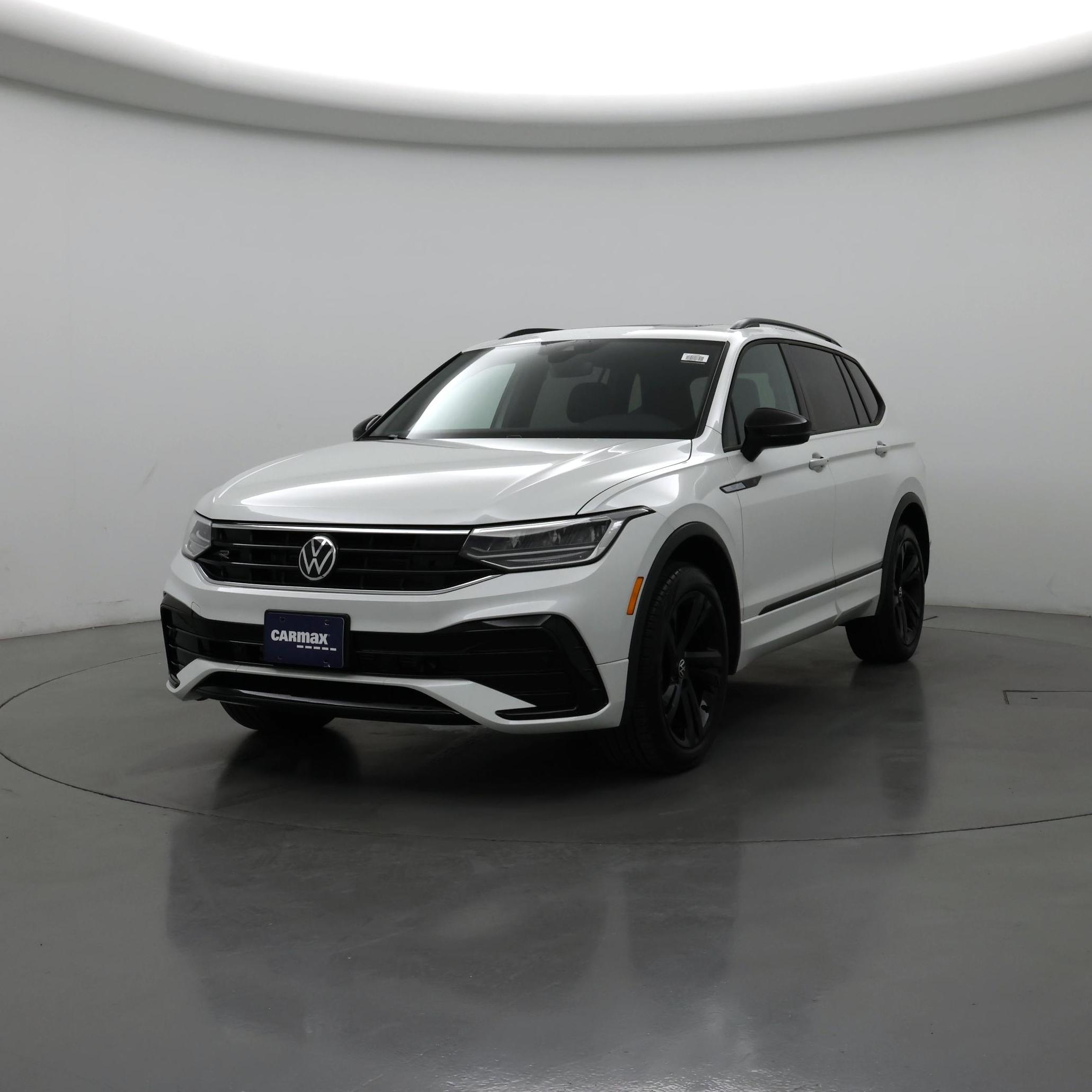 Thumbnail: 2024 Volkswagen Tiguan - 4