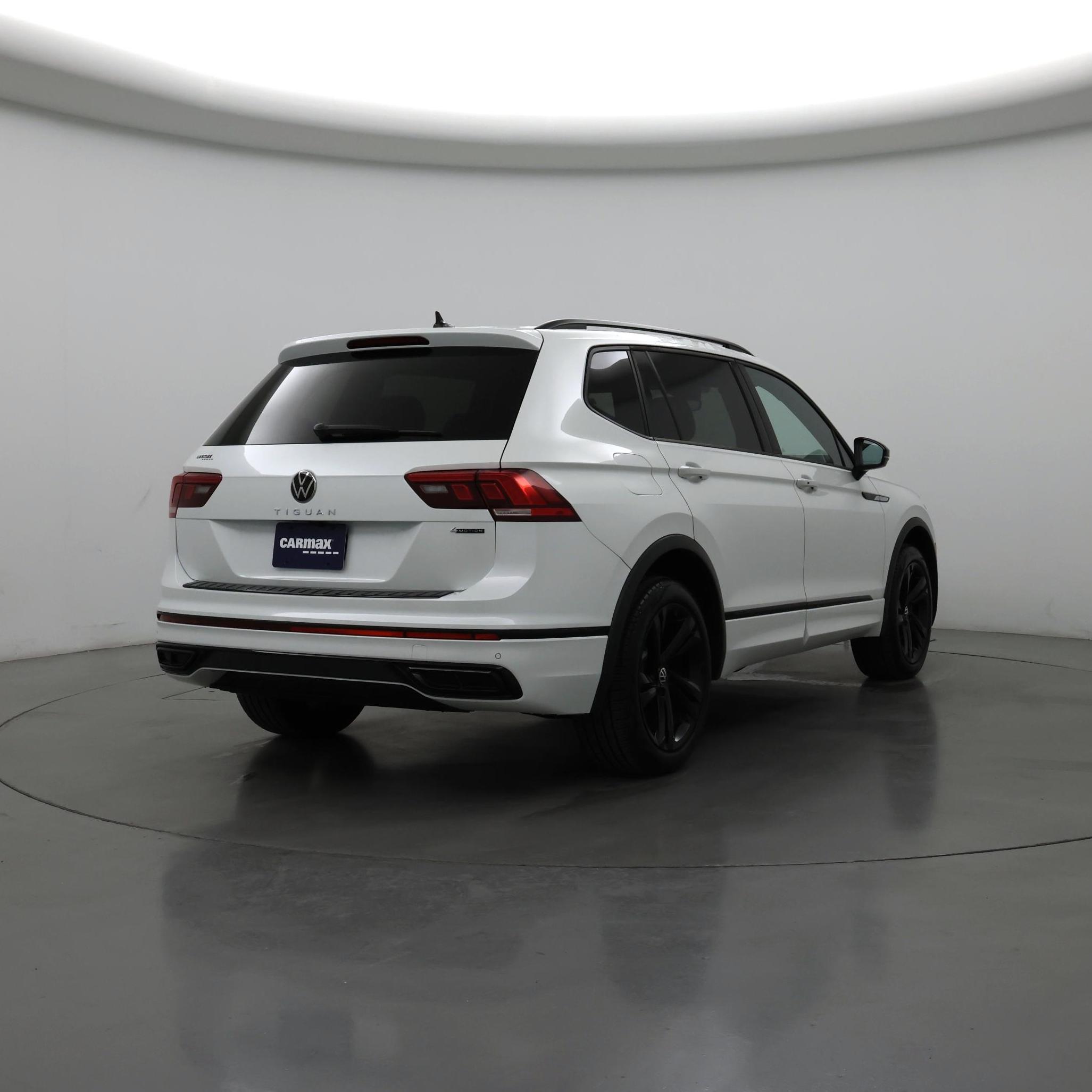 Thumbnail: 2024 Volkswagen Tiguan - 8