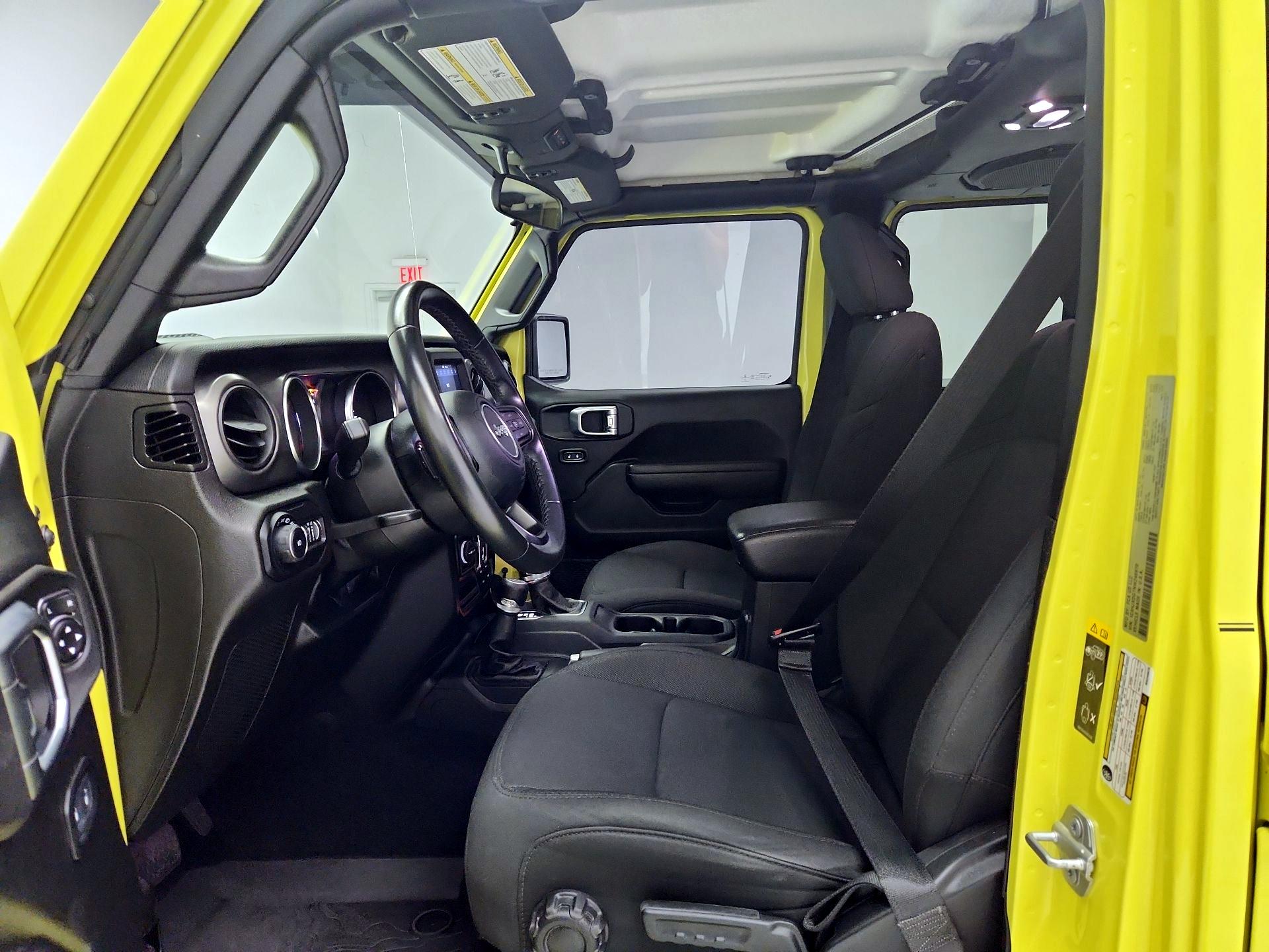 Thumbnail: 2022 Jeep Wrangler - 11