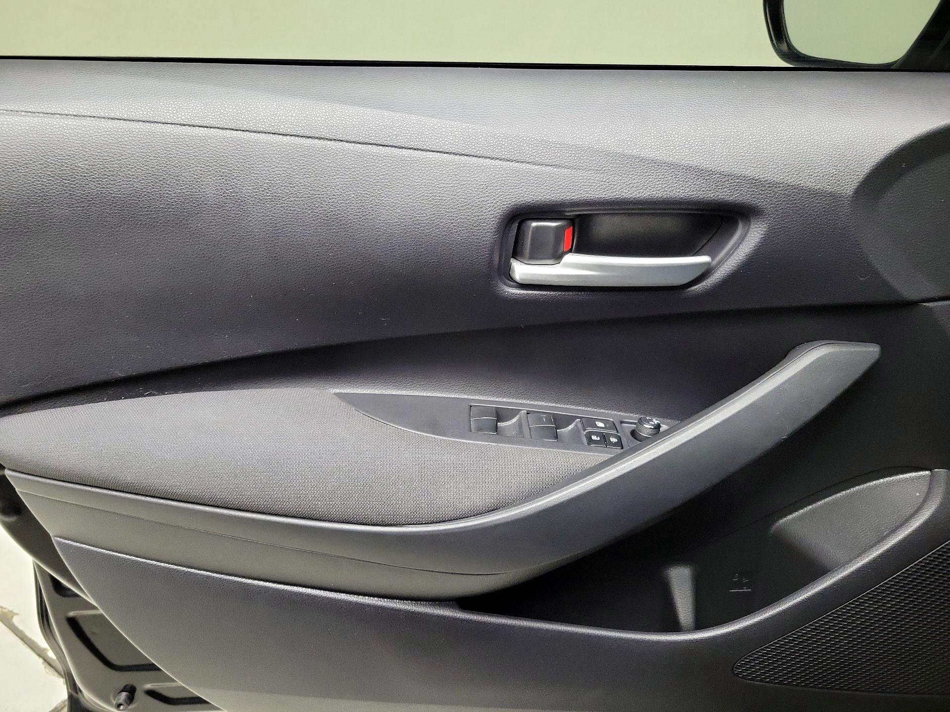 Thumbnail: 2021 Toyota Corolla - 12