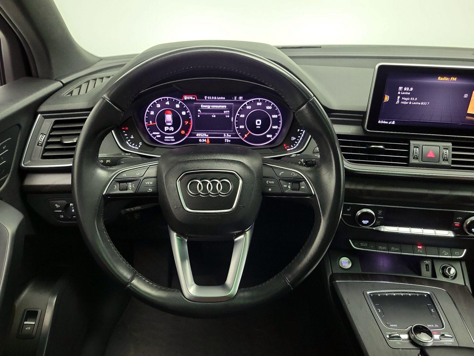 Thumbnail: 2020 Audi Q5 - 10