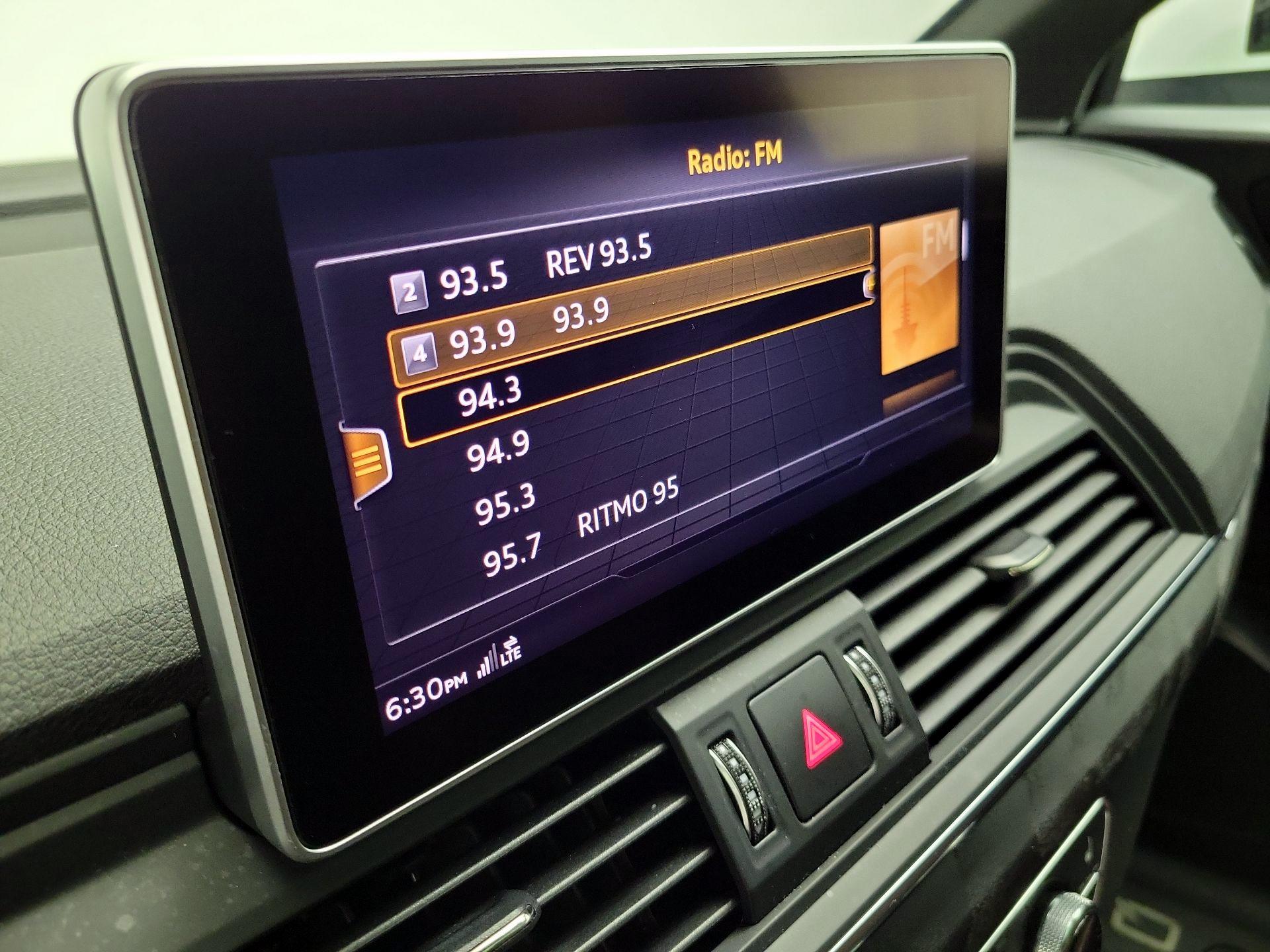 Thumbnail: 2020 Audi Q5 - 16