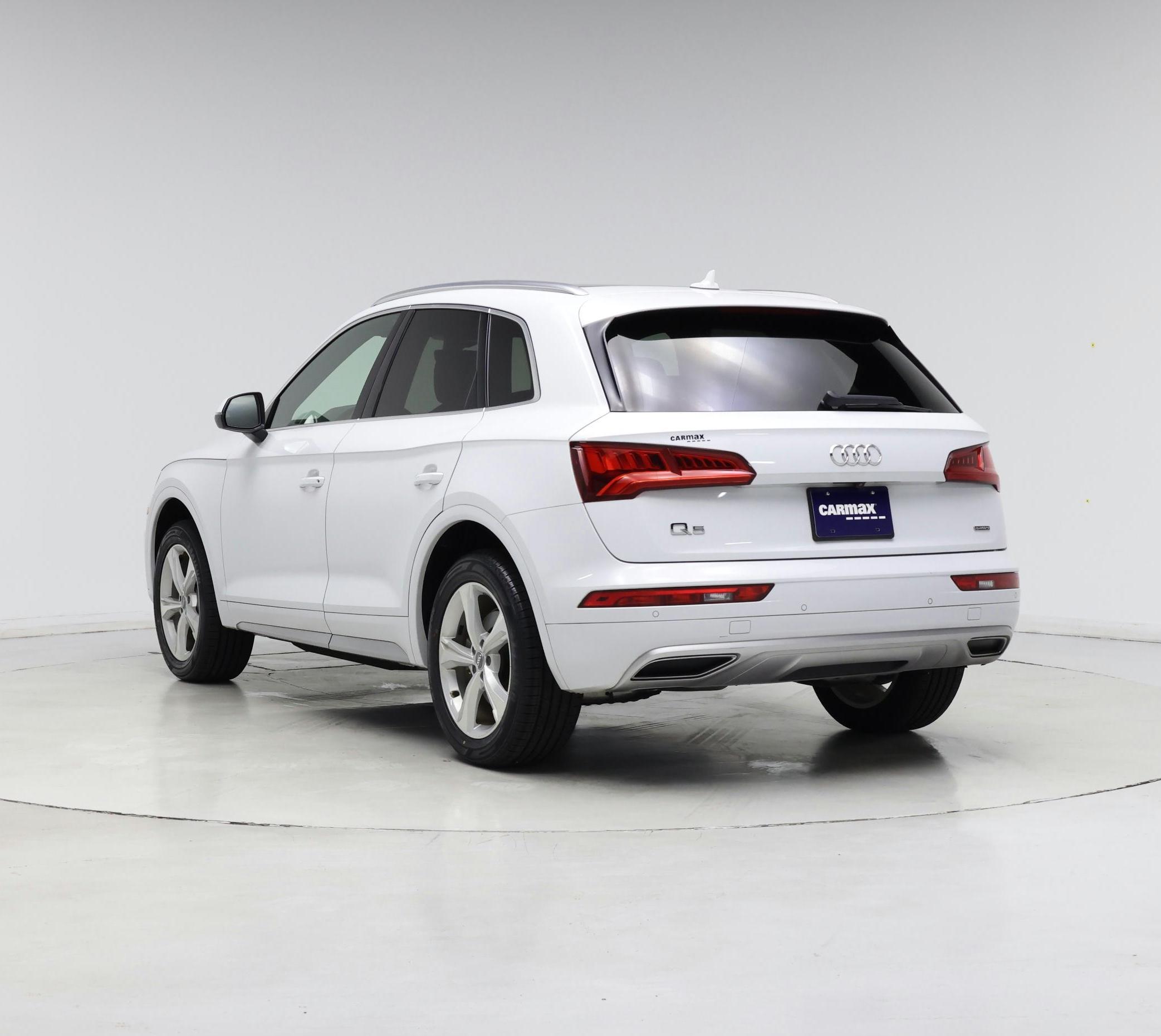 Thumbnail: 2020 Audi Q5 - 2