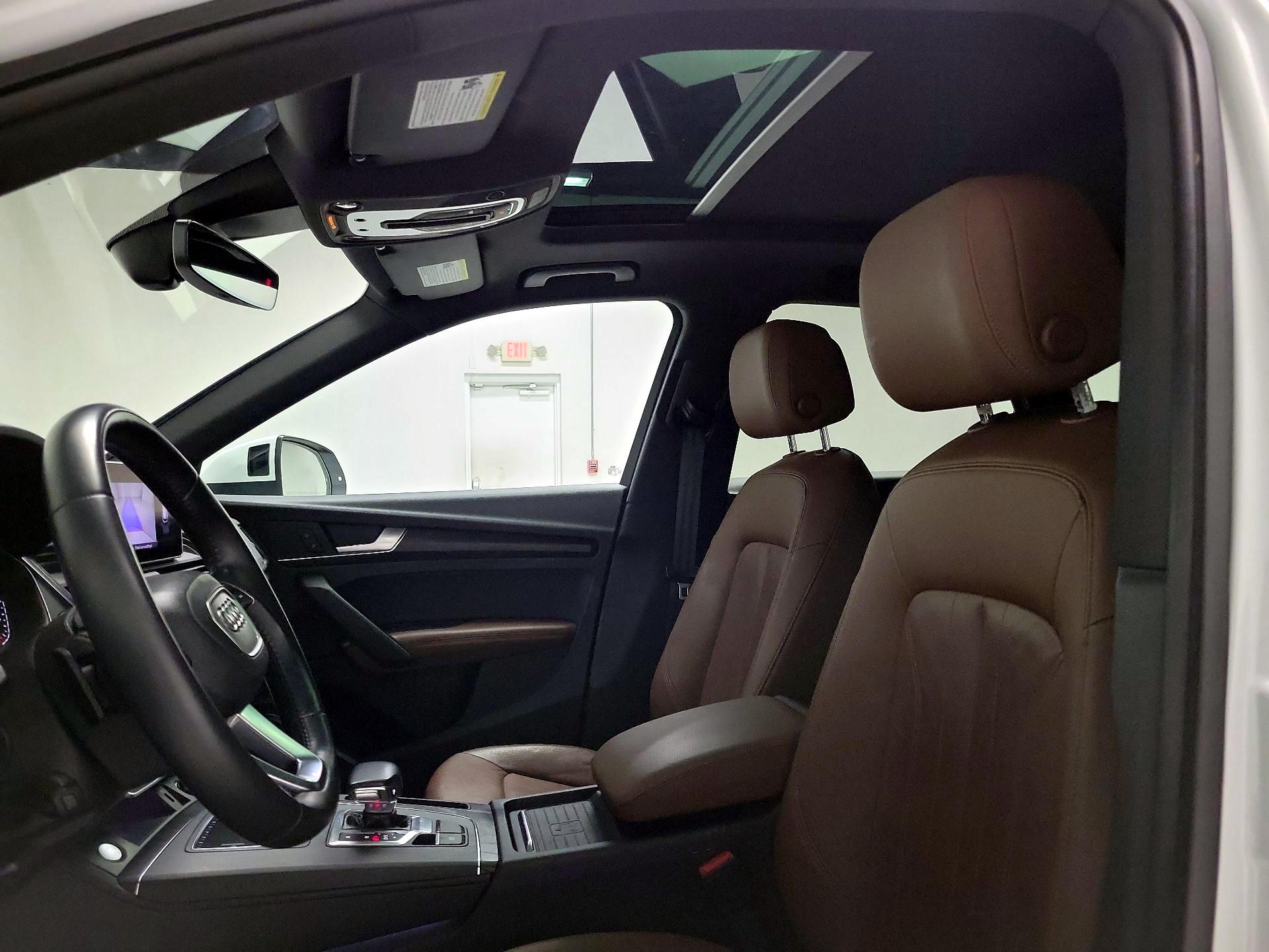 Thumbnail: 2020 Audi Q5 - 20