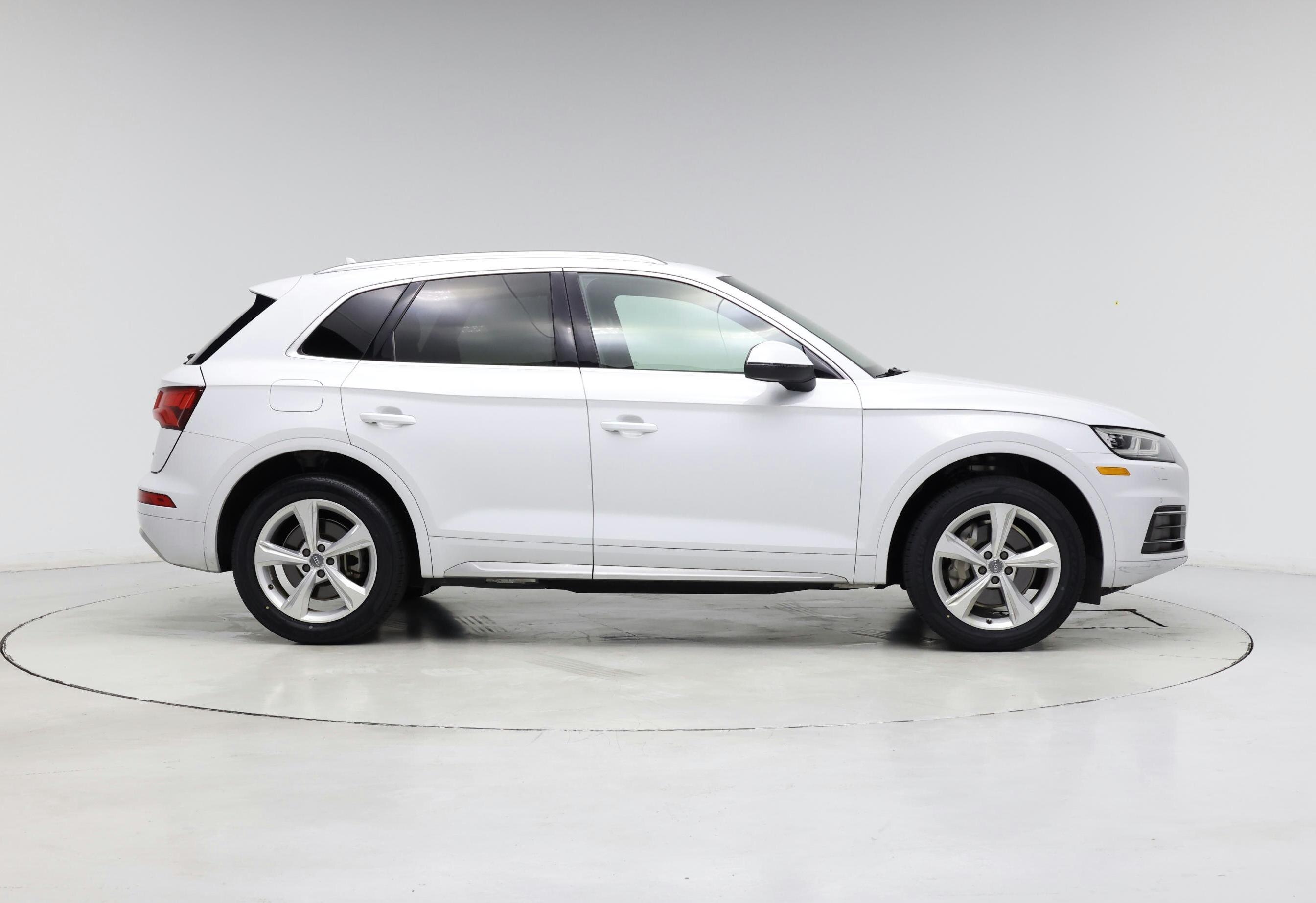 Thumbnail: 2020 Audi Q5 - 7