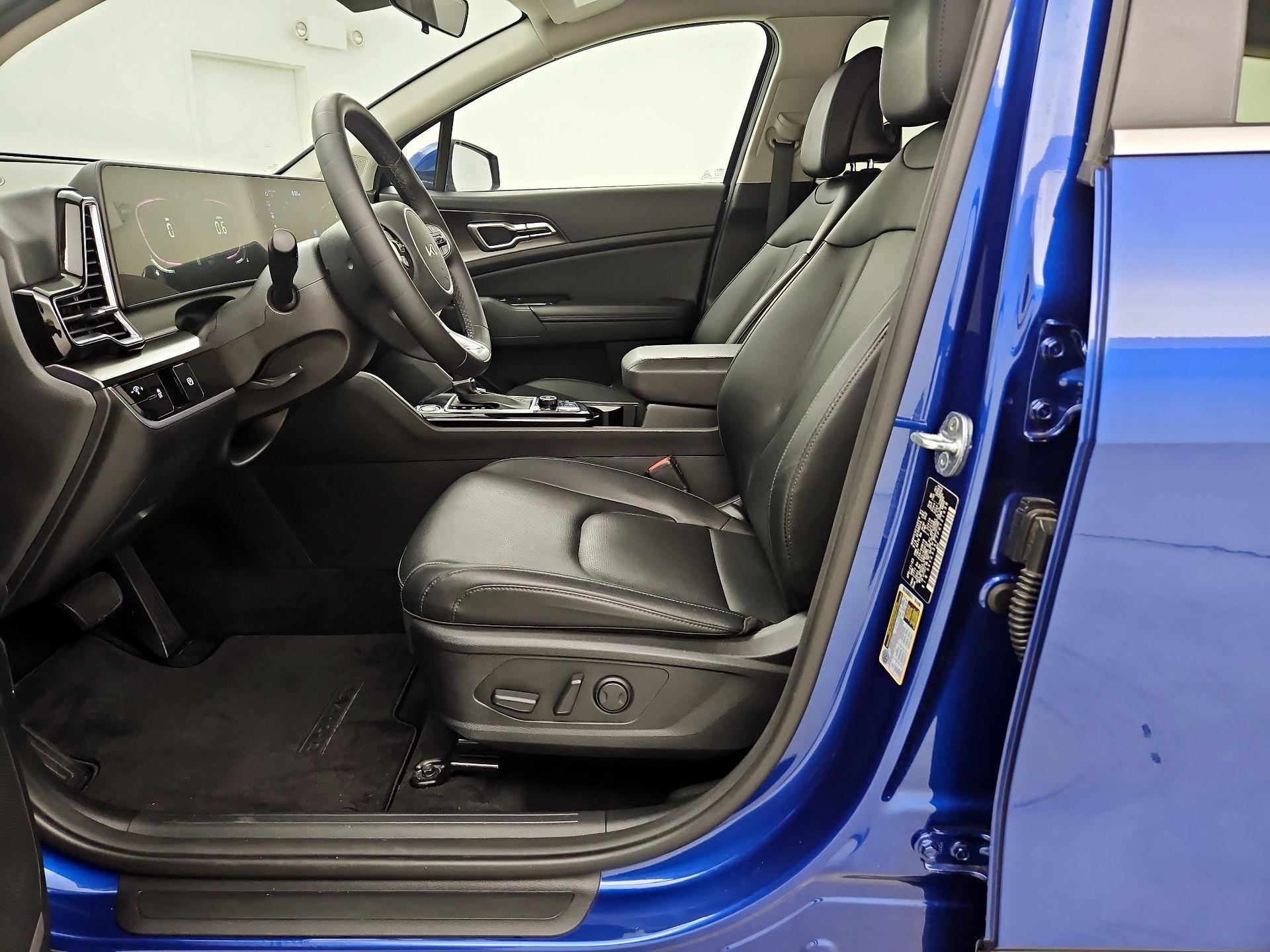 Thumbnail: 2023 Kia Sportage - 11