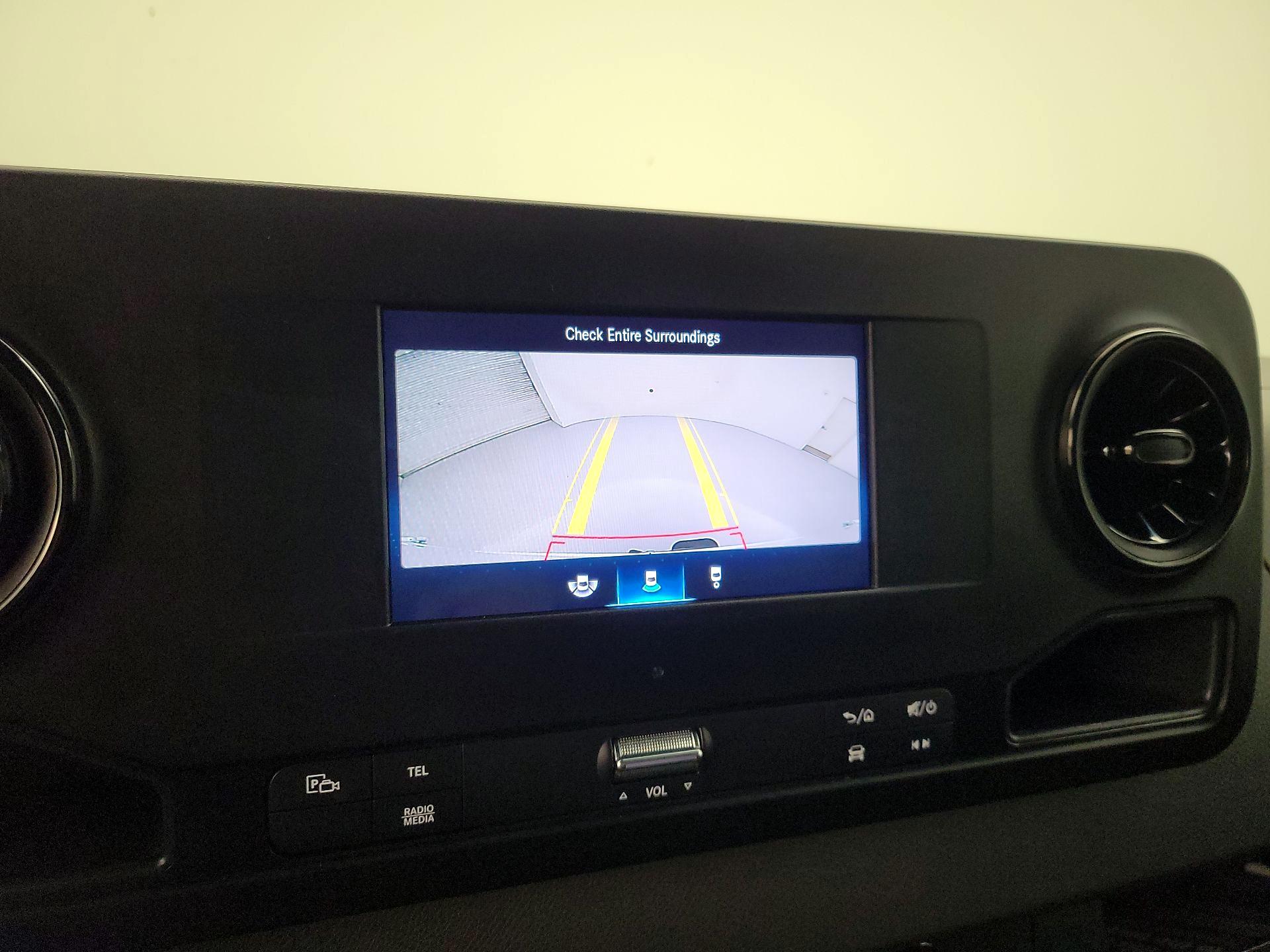 Thumbnail: 2024 Mercedes-Benz Sprinter - 14