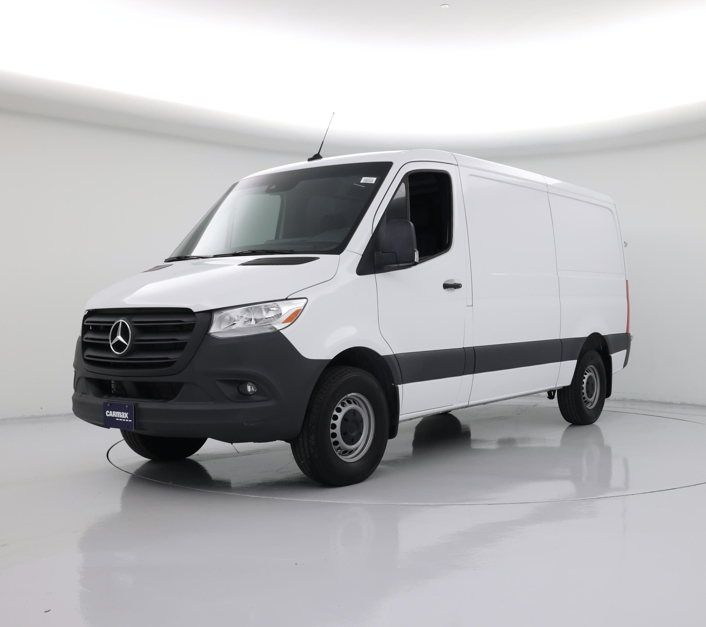 Thumbnail: 2024 Mercedes-Benz Sprinter - 4