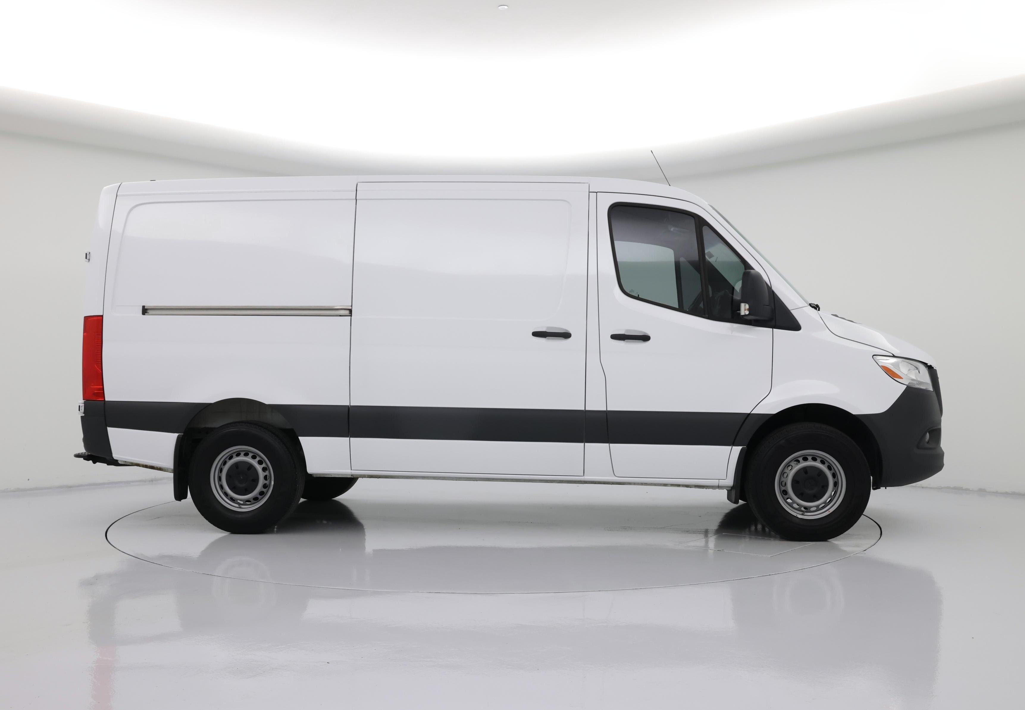 Thumbnail: 2024 Mercedes-Benz Sprinter - 7