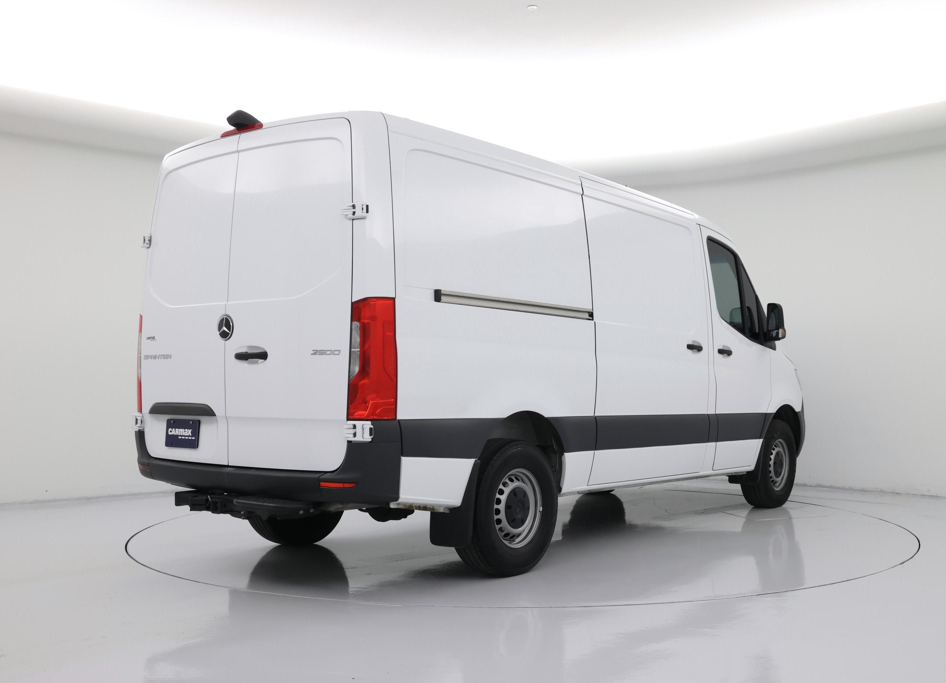 Thumbnail: 2024 Mercedes-Benz Sprinter - 8