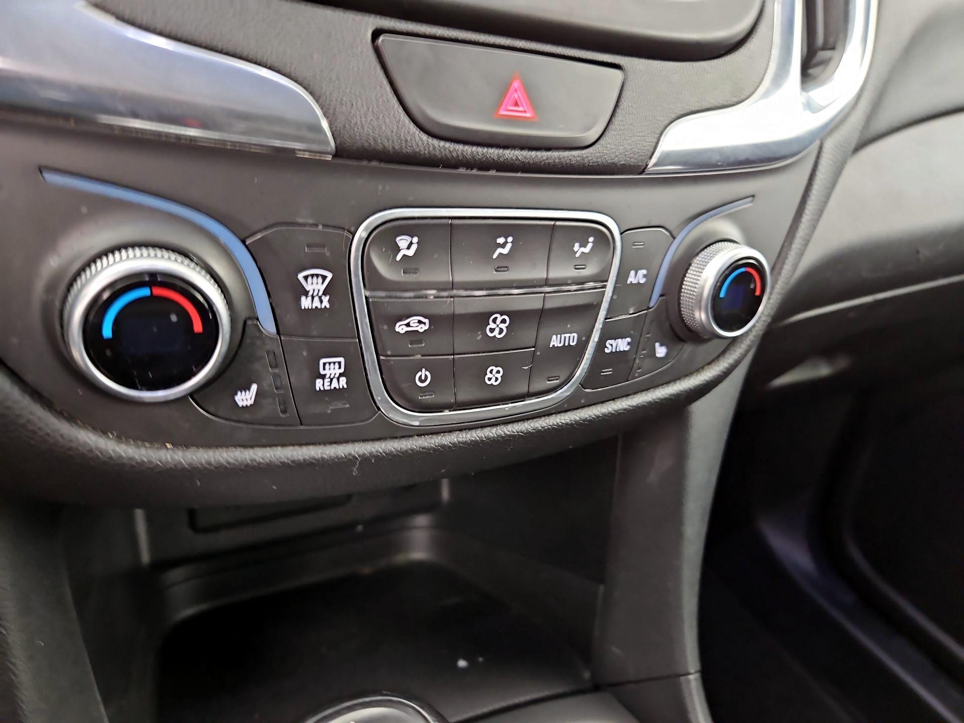 Thumbnail: 2019 Chevrolet Equinox - 16