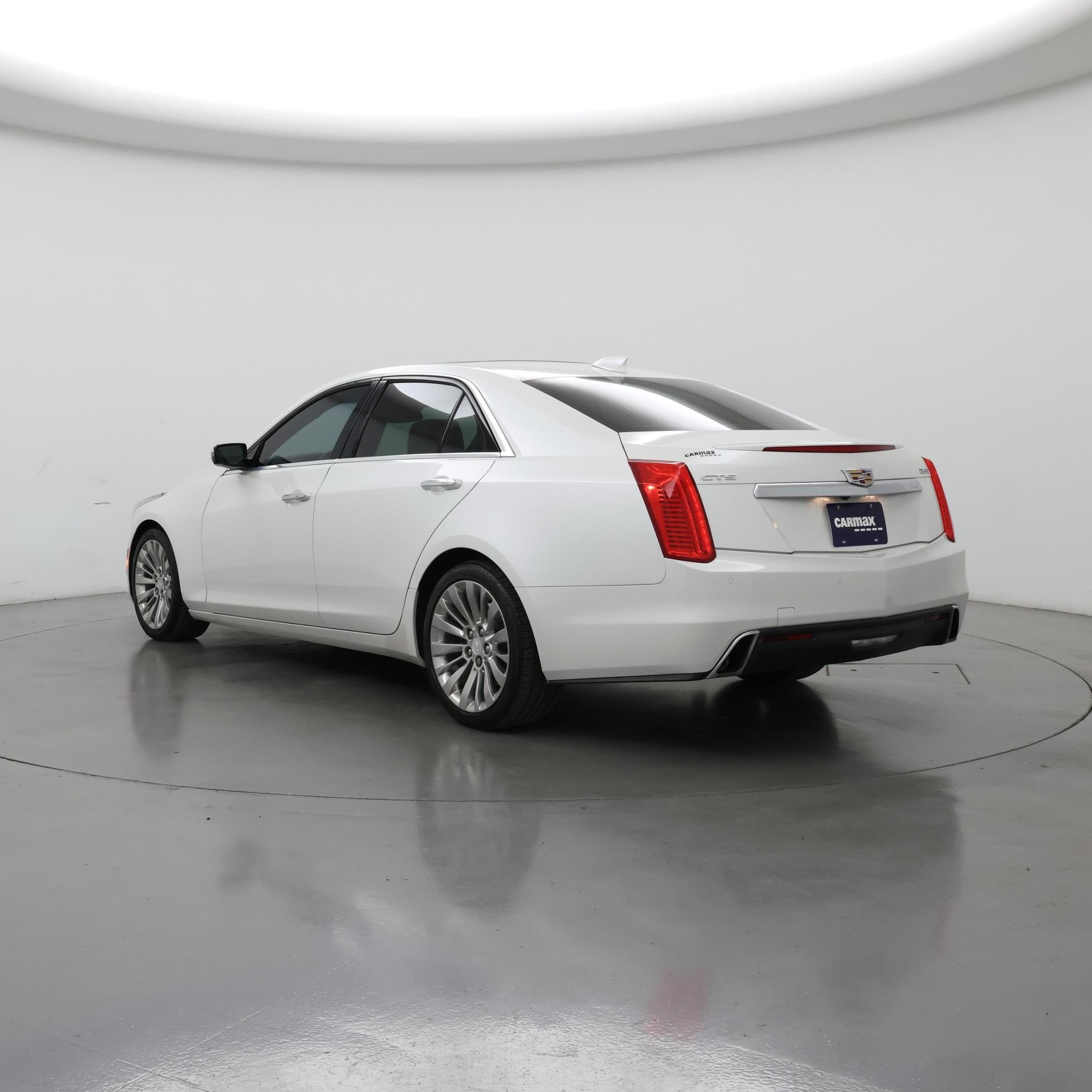 Thumbnail: 2019 Cadillac CTS - 2